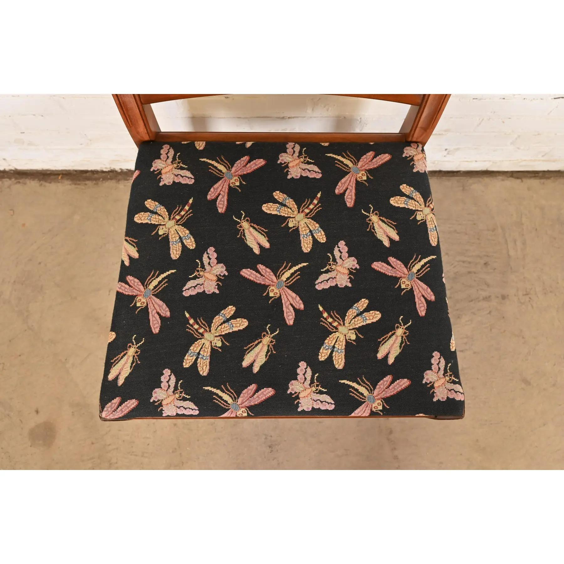 Sedie laterali o sedie da pranzo in finto bambù in stile Henredon Regency intagliato in mogano in vendita 2