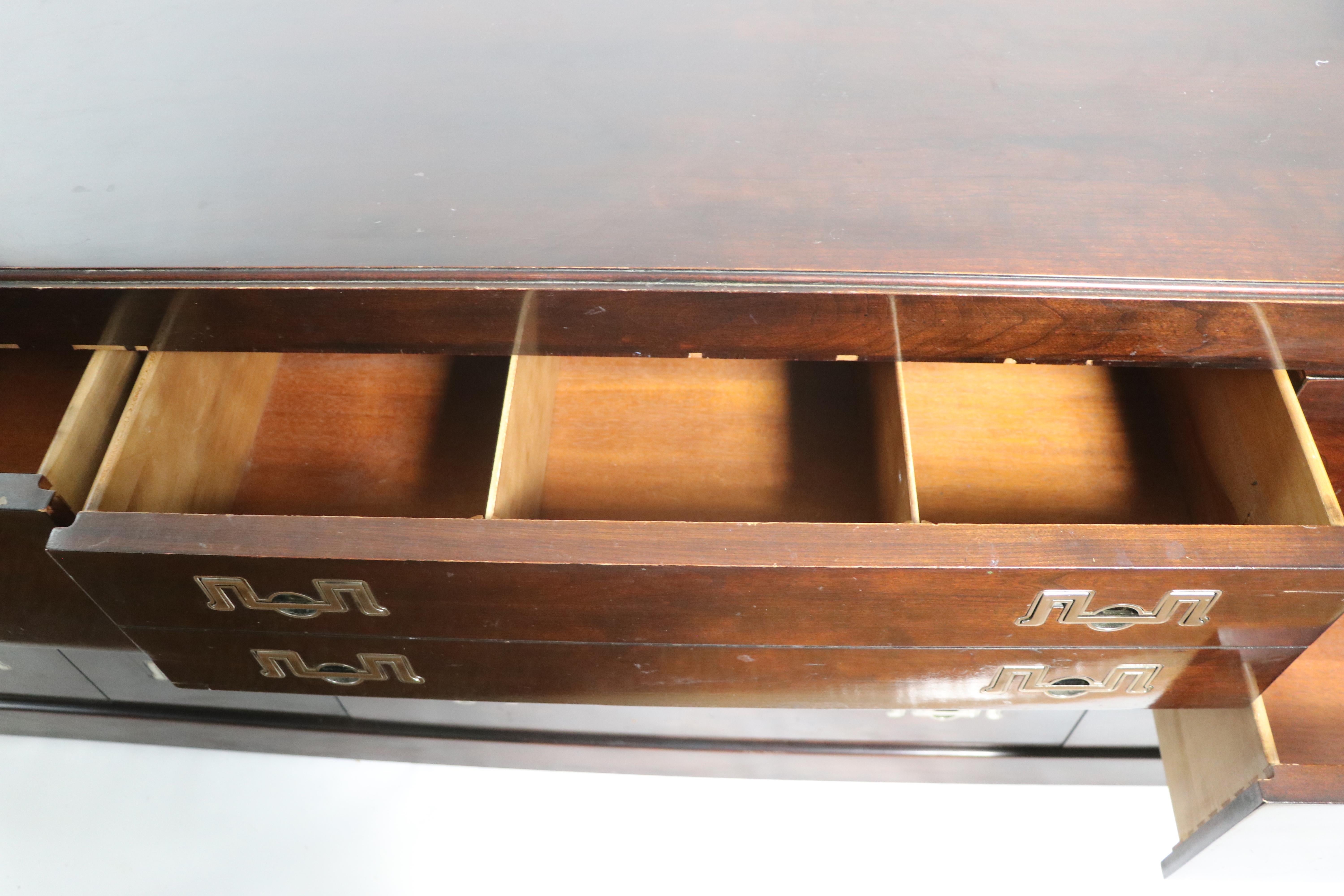 Henredon Triple Dresser in Dark Mahogany with Stylized Chrome Pulls For Sale 1