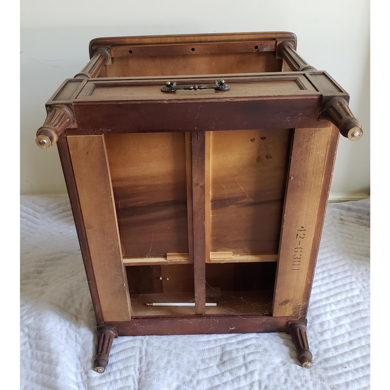 Appliqué Henredon Two Tier Solid Walnut Side Table With Bottom Drawer For Sale