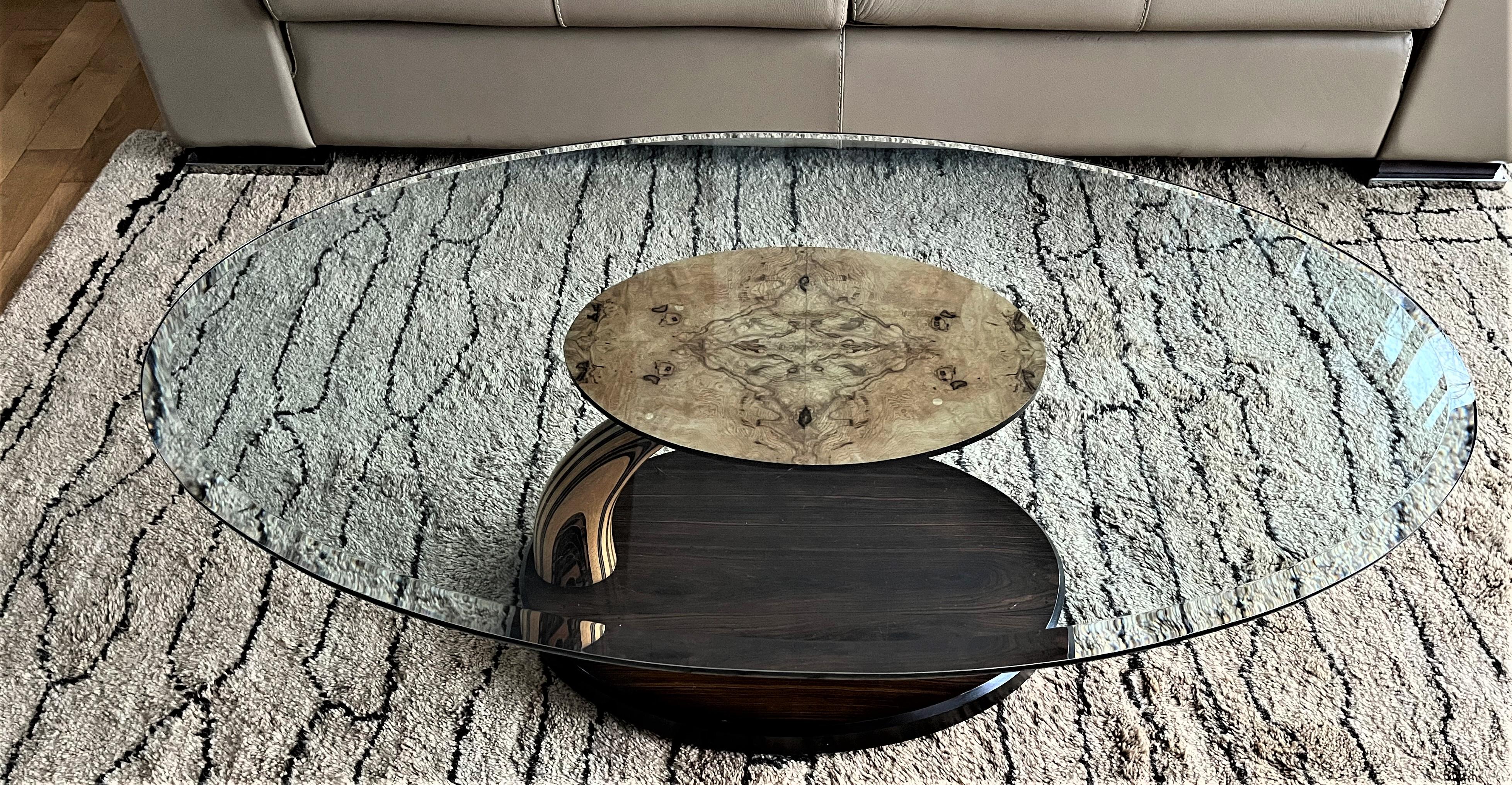 Henredon Various Rare Woods & Beveled Glass Top Coffee Table In Good Condition In Southampton, NJ