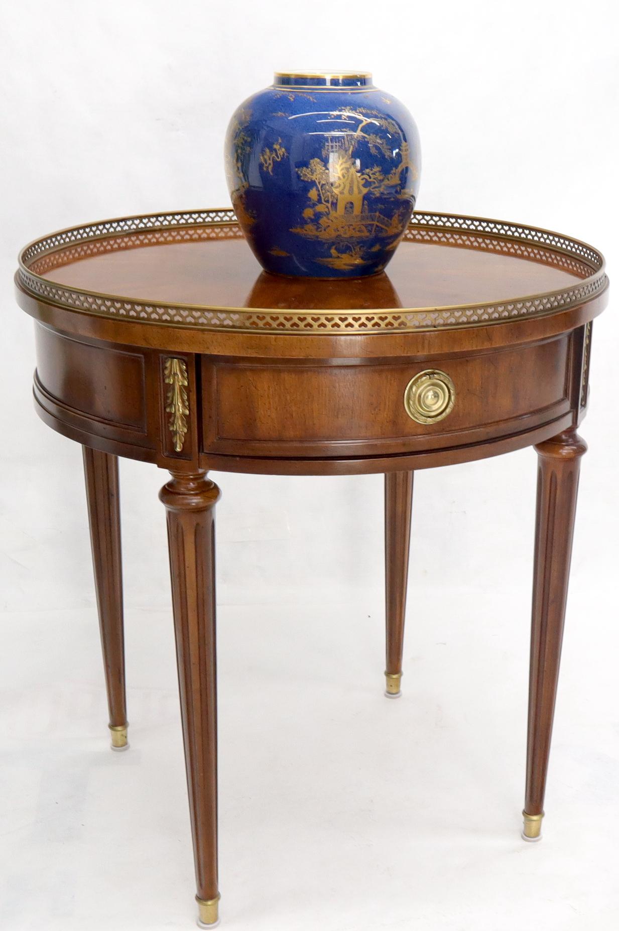 Henredon Walnut Brass Gallery One Drawer Round End Lamp Table Stand 6