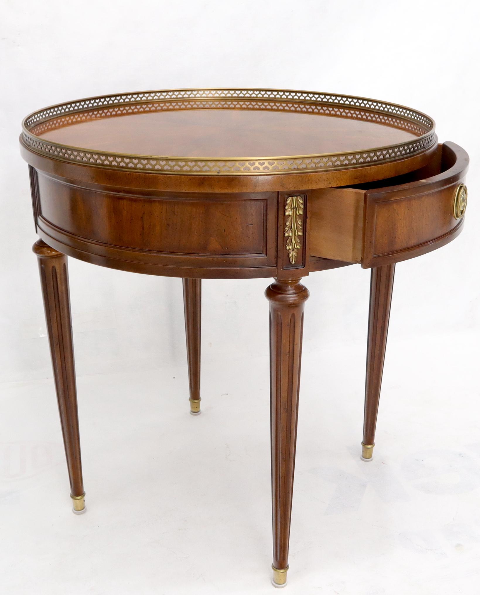 Henredon Walnut Brass Gallery One Drawer Round End Lamp Table Stand 2