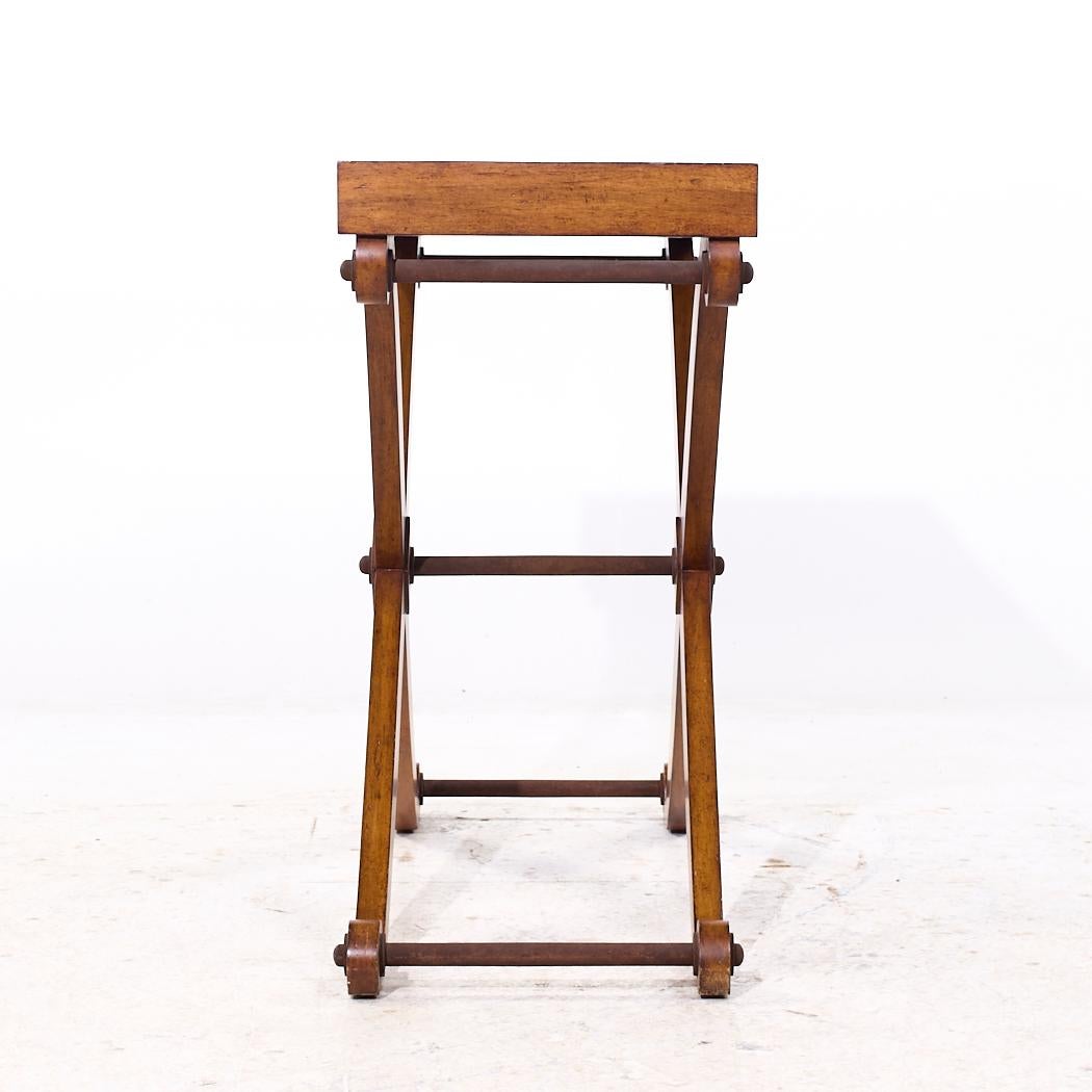 Américain Henredon Walnut Console Table en vente