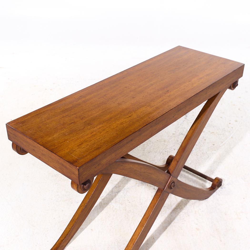 Henredon Walnut Console Table en vente 1