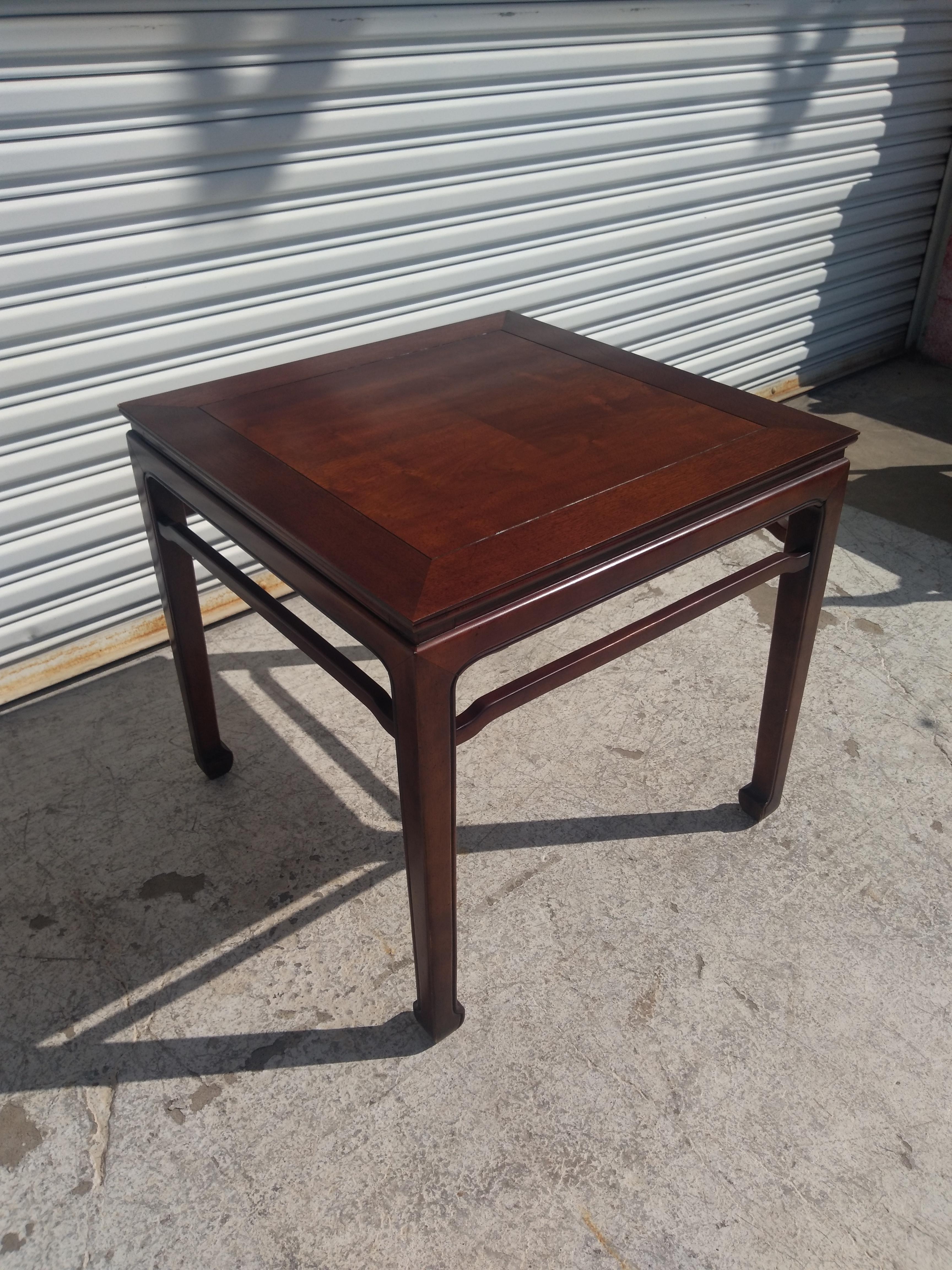 American Henredon Walnut Ming Style Side Table For Sale