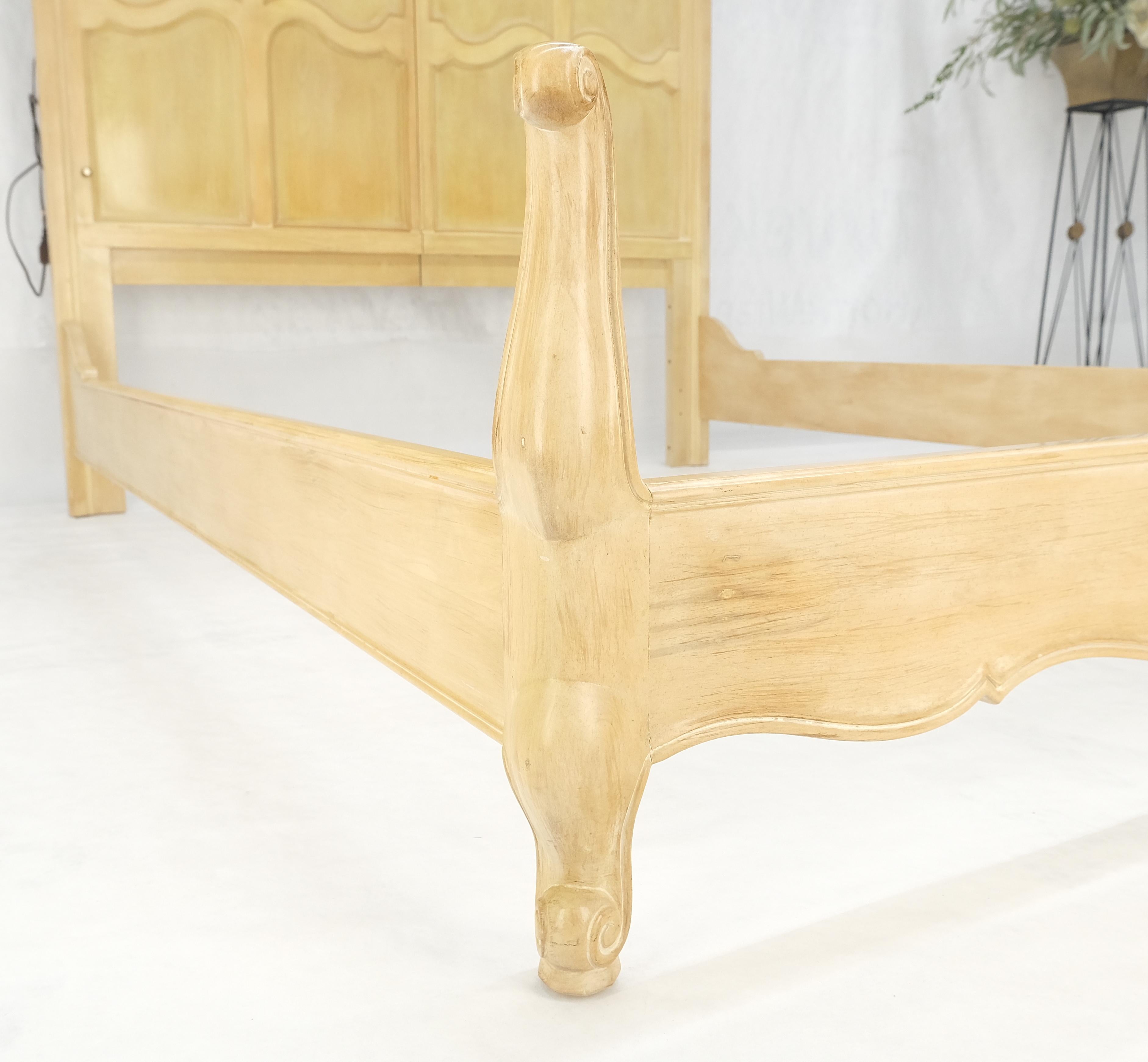 Henredon White Wash Pickled Maple Canopy Light Queen Size Bed Headboard MINT! For Sale 9