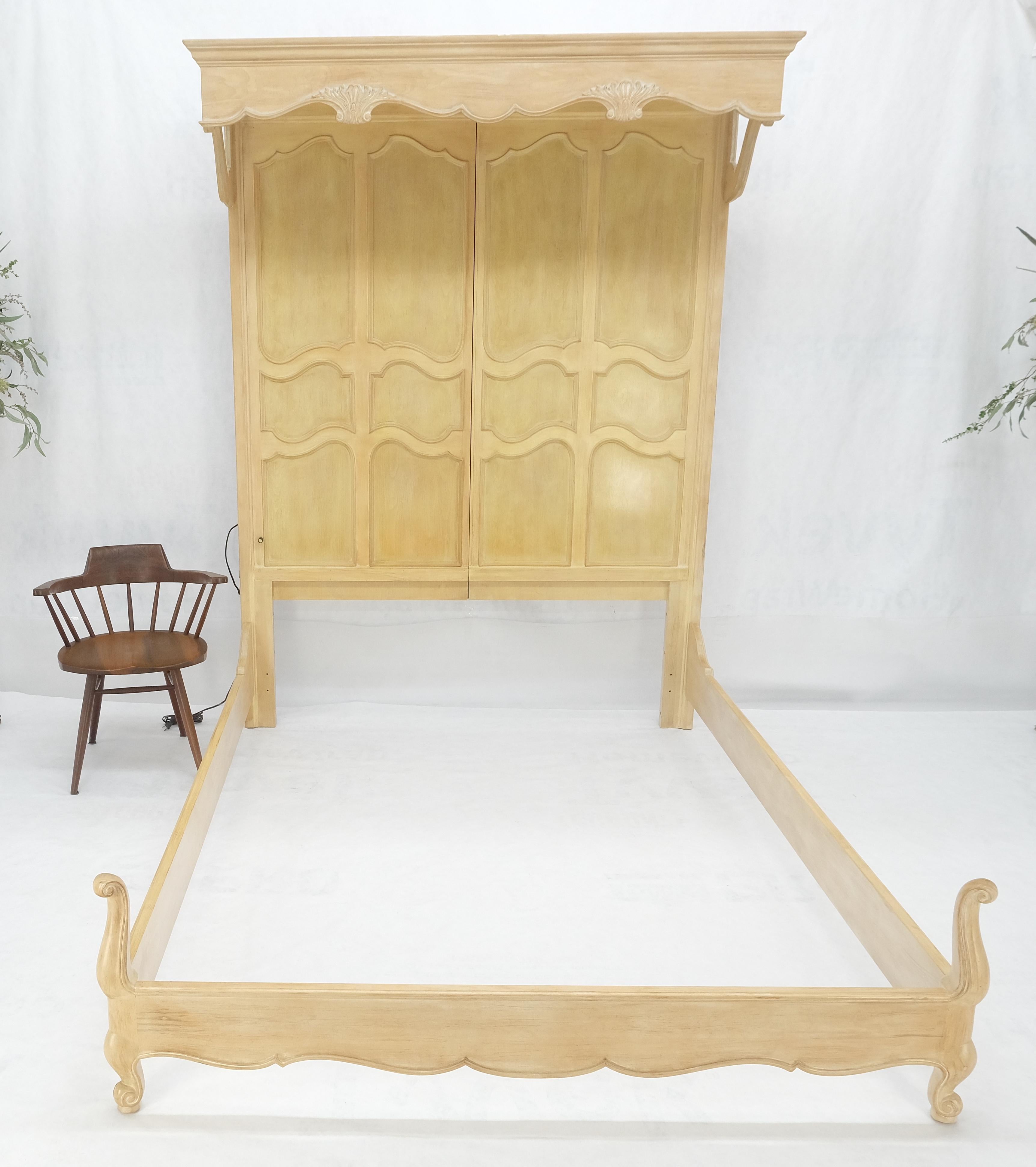 Bleached Henredon White Wash Pickled Maple Canopy Light Queen Size Bed Headboard MINT! For Sale