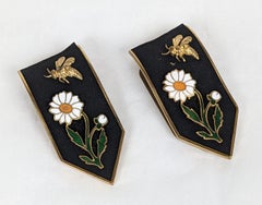 Henri a la Pensee Clips en daim et émail