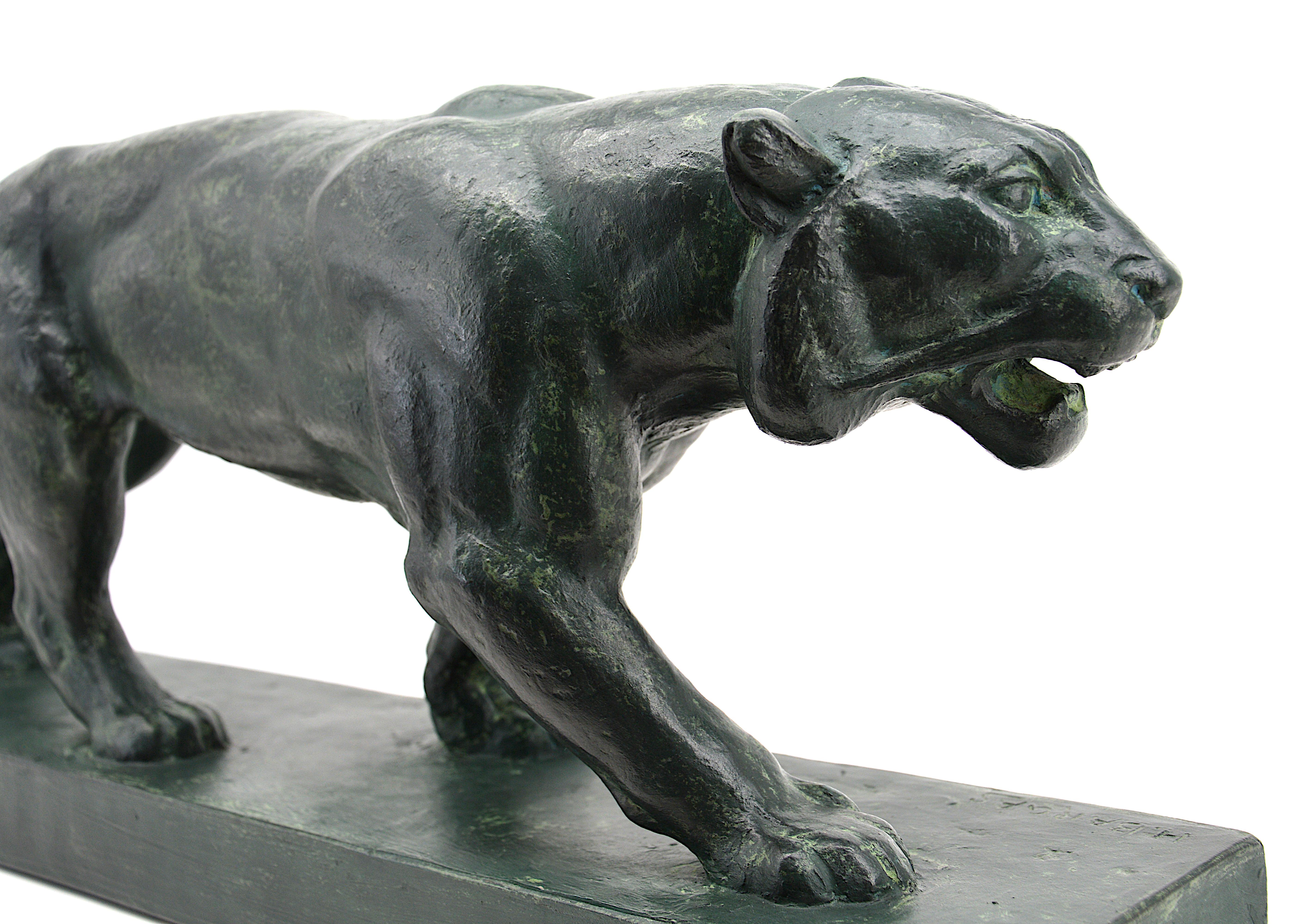 Henri Bargas, grande sculpture française Art déco de tigre en terre cuite, années 1930 en vente 1