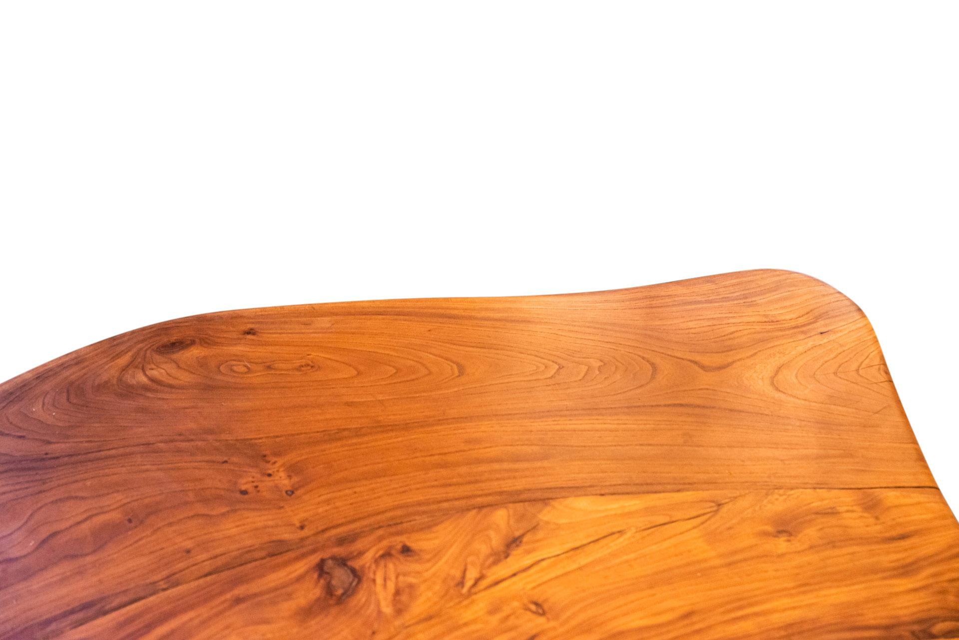Mid-Century Modern Table en bois Elegance, circa 1960, France en vente