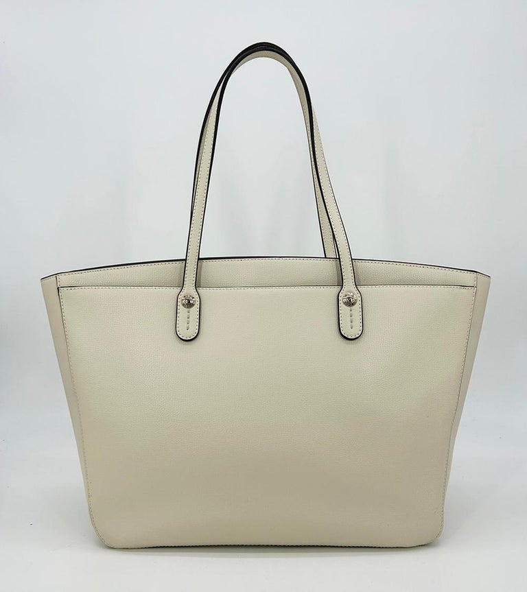 Henri Bendel Cream West 57th Floral Applique Tote For Sale  display picture 2