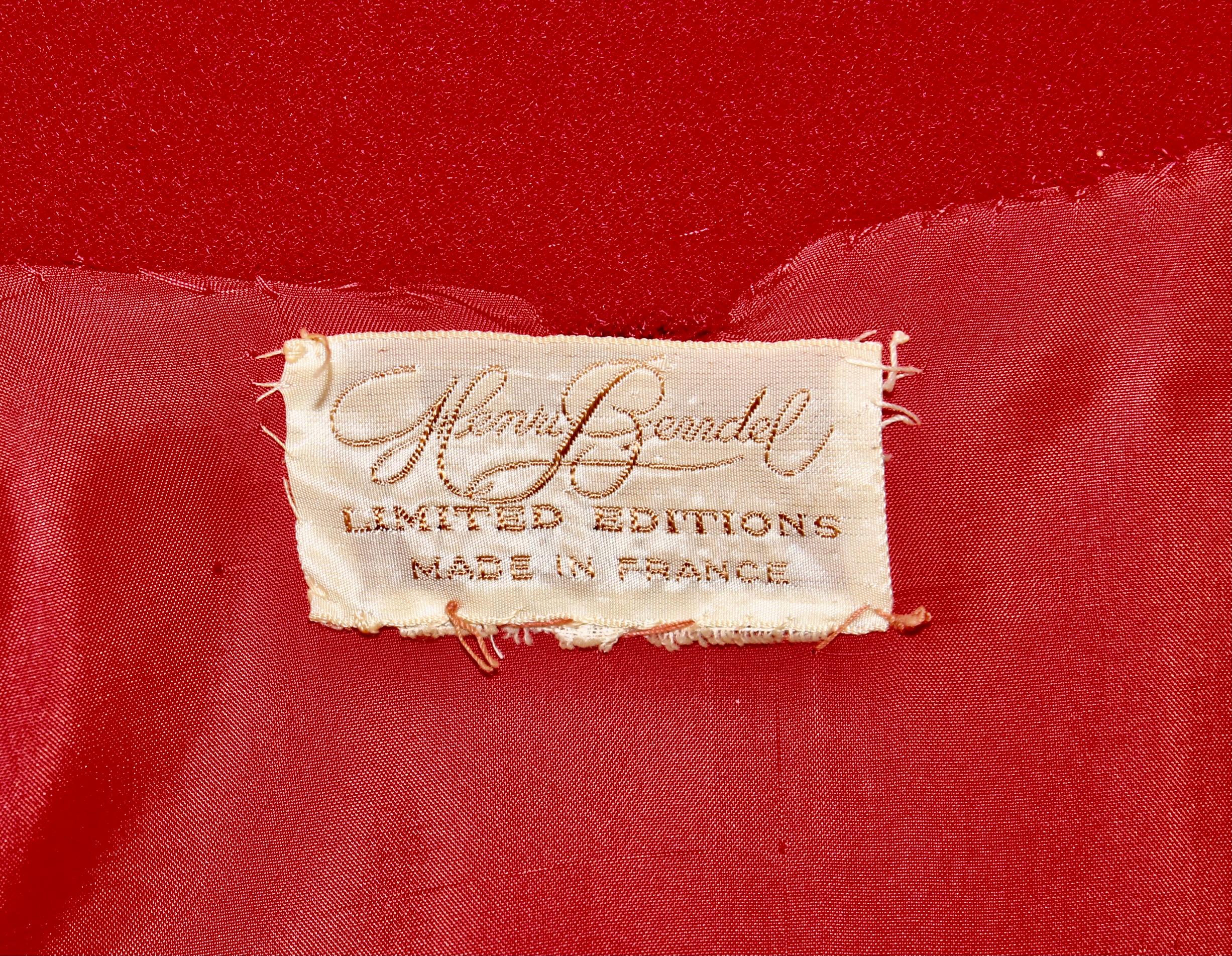 Henri Bendel „Limited Editions“ Französische rote Wolljacke mit Gürtel im Angebot 3