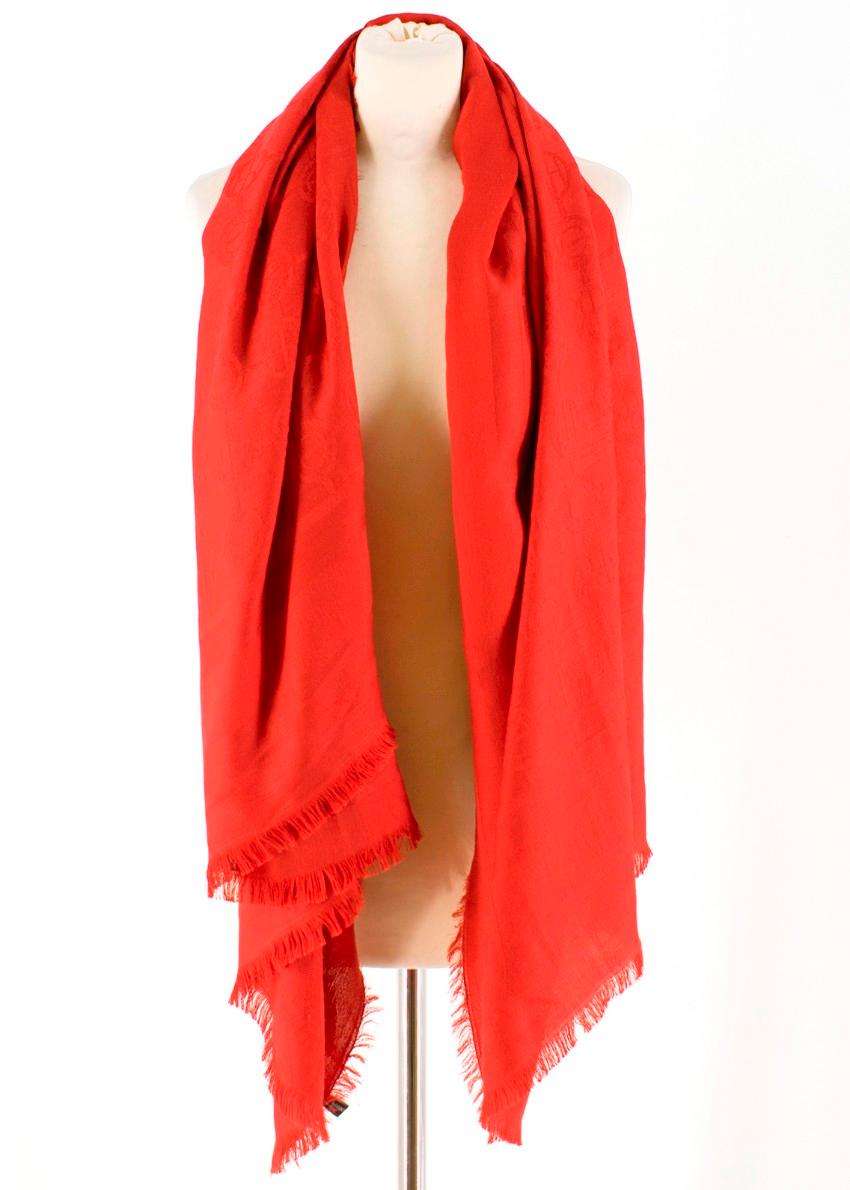 Henri Bendel Red Wool & Silk-blend Scarf
 
 - Red printed scarf
 - Wool & silk-blend scarf
 - Frill trim edges
 - Lightweight
 - Soft to touch
 
 Please note, these items are pre-owned and may show some signs of storage, even when unworn and unused.