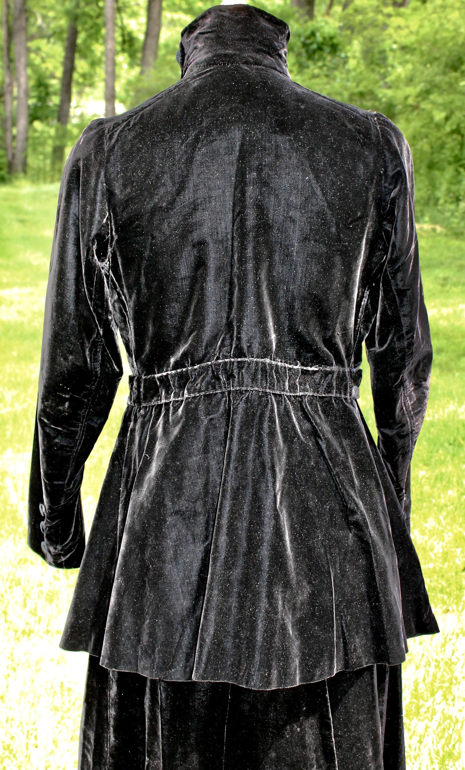 Henri Bendel Vintage Riding Habit Black velvet For Sale 5