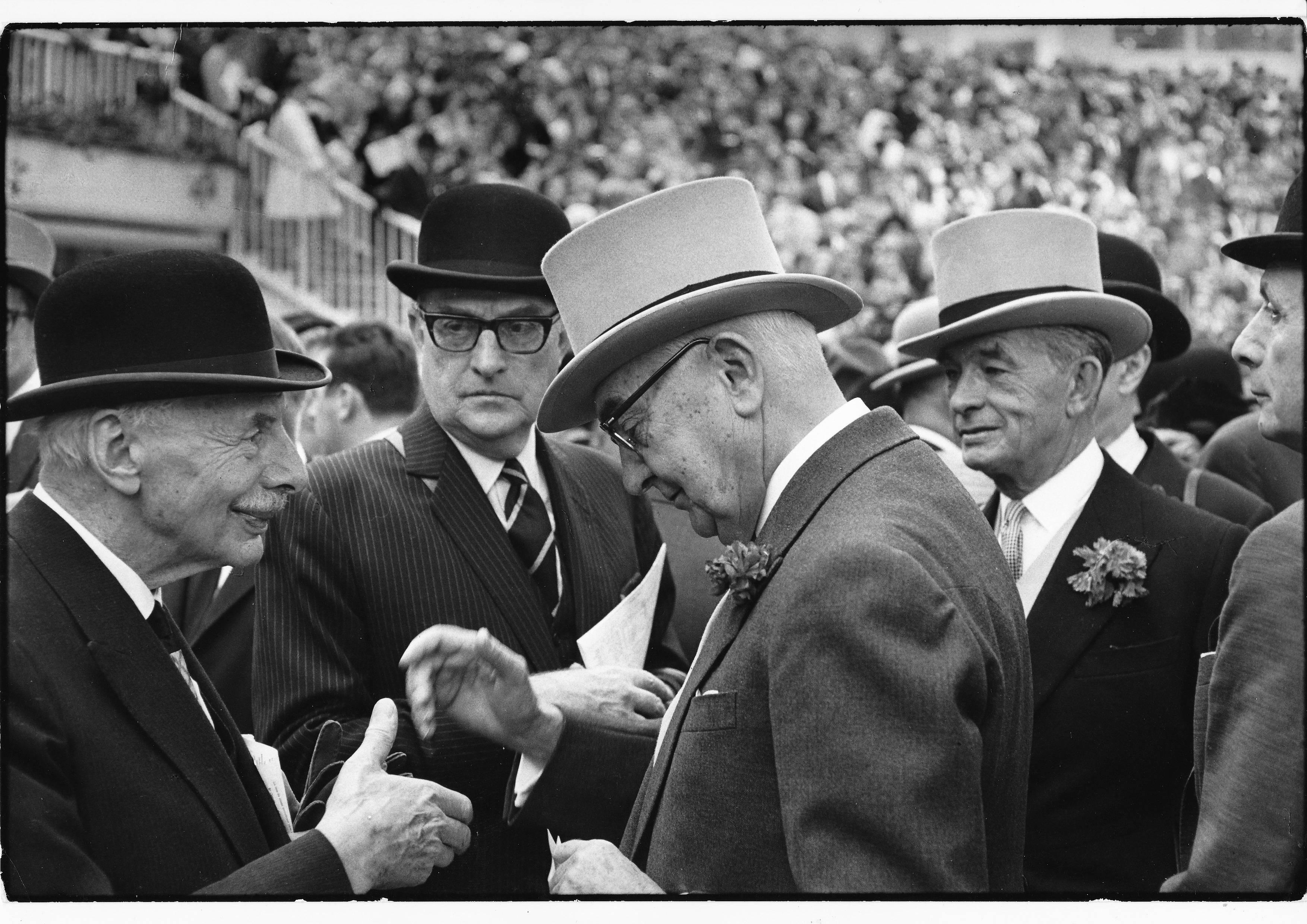 Henri Cartier-Bresson Black and White Photograph - Paris Horse Races Longchamps, France, French Vintage Photography 1960s