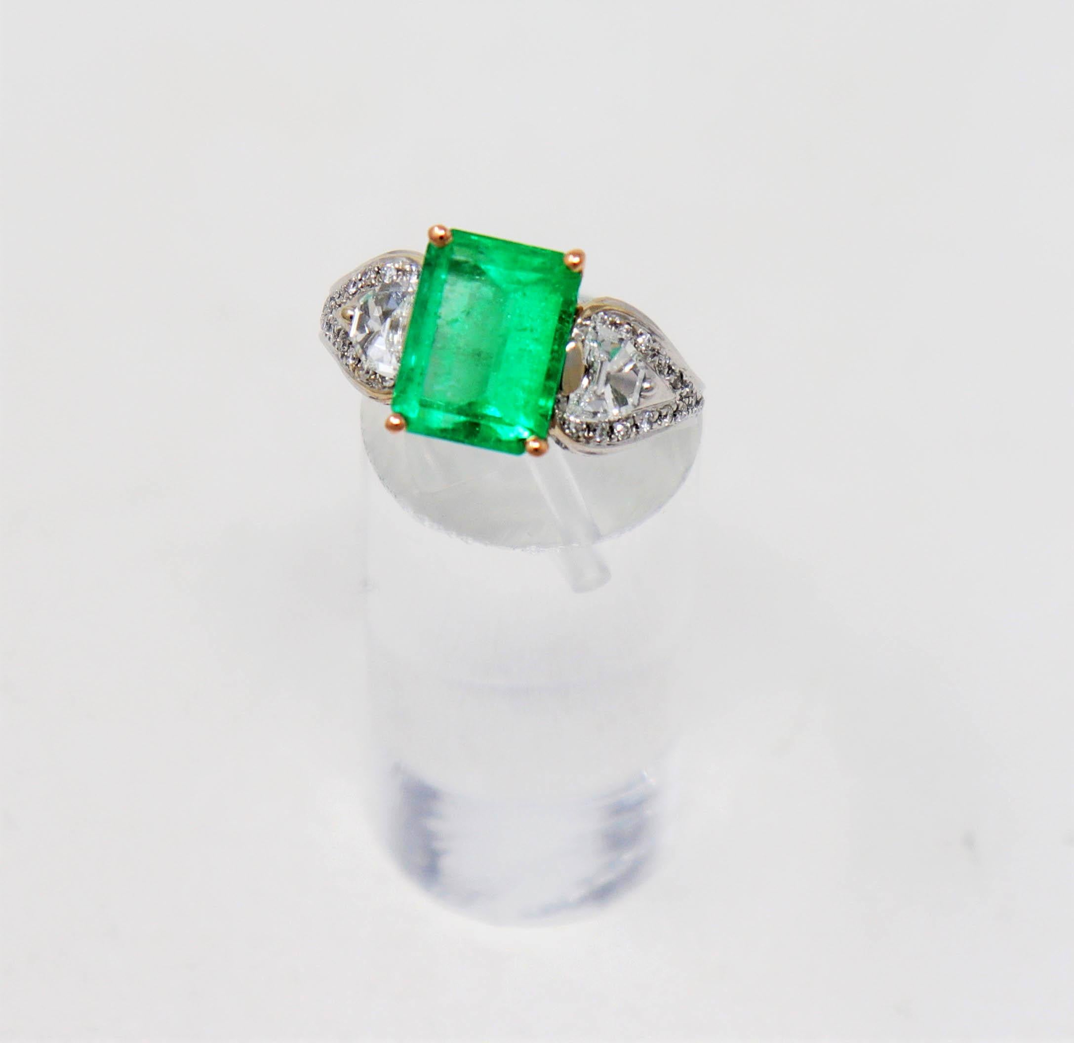 Henri Daussi 4.04 Carats Total Emerald Cut Emerald and Diamond Three Stone Ring For Sale 8