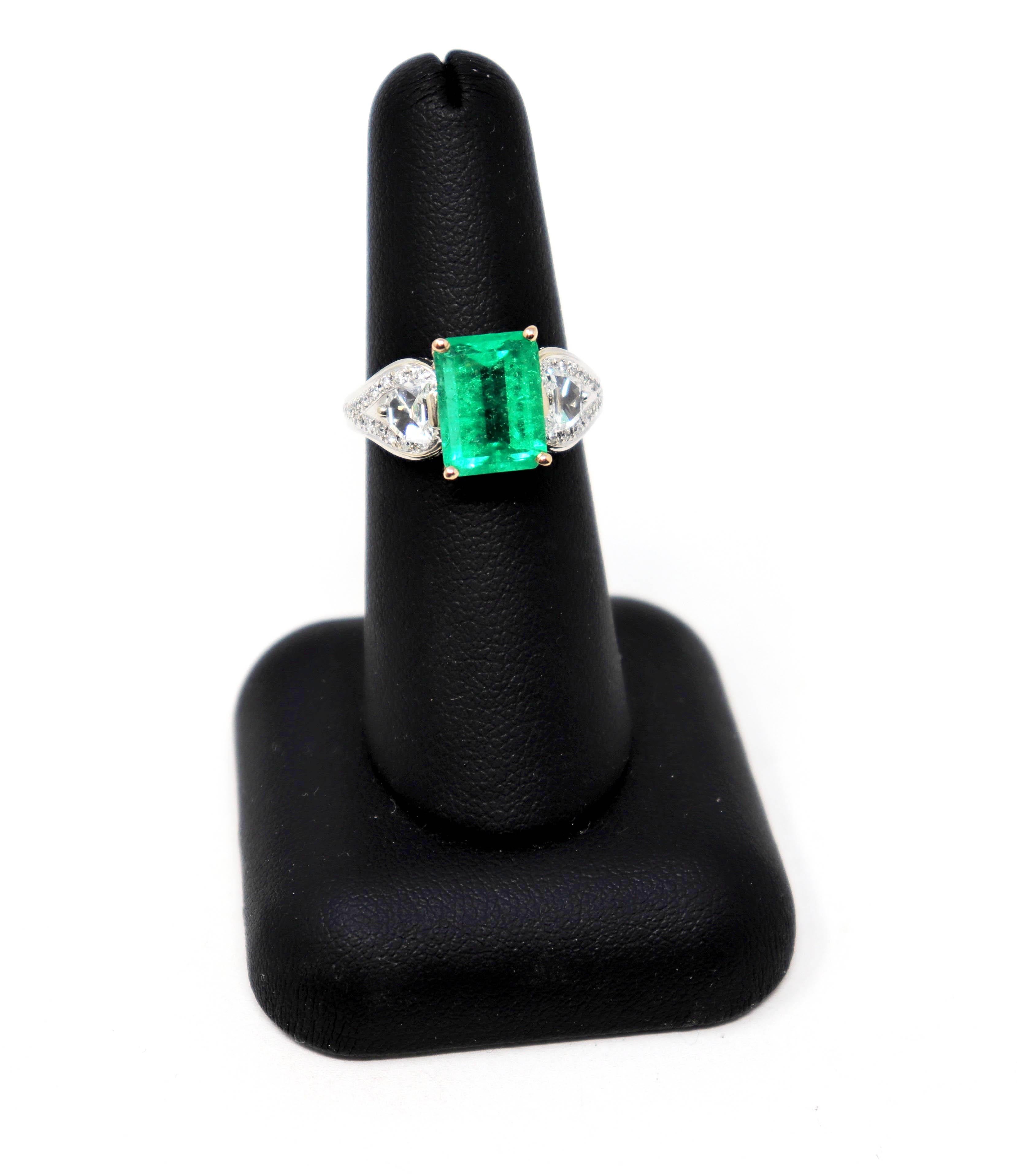 Henri Daussi 4.04 Carats Total Emerald Cut Emerald and Diamond Three Stone Ring For Sale 4