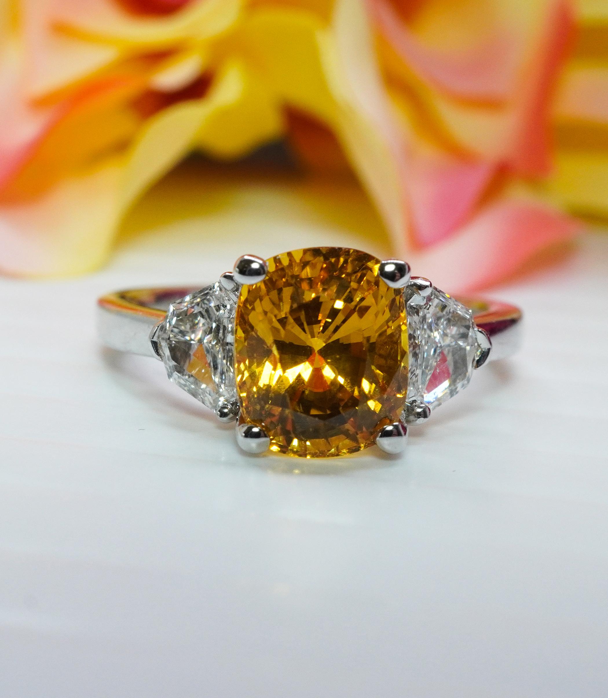 Cushion Cut Henri Daussi 4.2ct Canary Yellow Cushion Sapphire Shield Diamond Ring 18K White For Sale