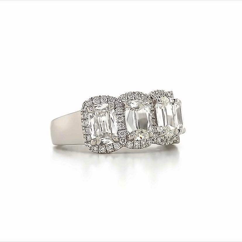 Henri Daussi Cushion Cut Five Stone 3.02ct tw Anniversary Diamond Ring In New Condition In New York, NY