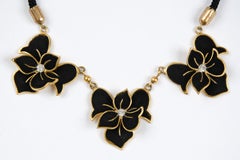 Henri de la Pensee black suede and gilt metal floral necklace, France, 1930s