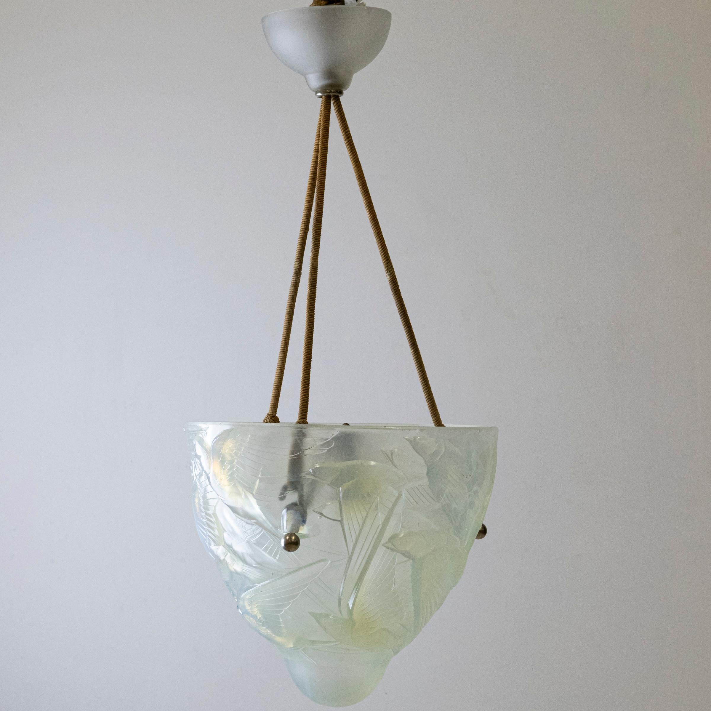 Henri Dieupart Abstract Art Deco Bird Bowl Pendant Light In Good Condition For Sale In Ware, GB