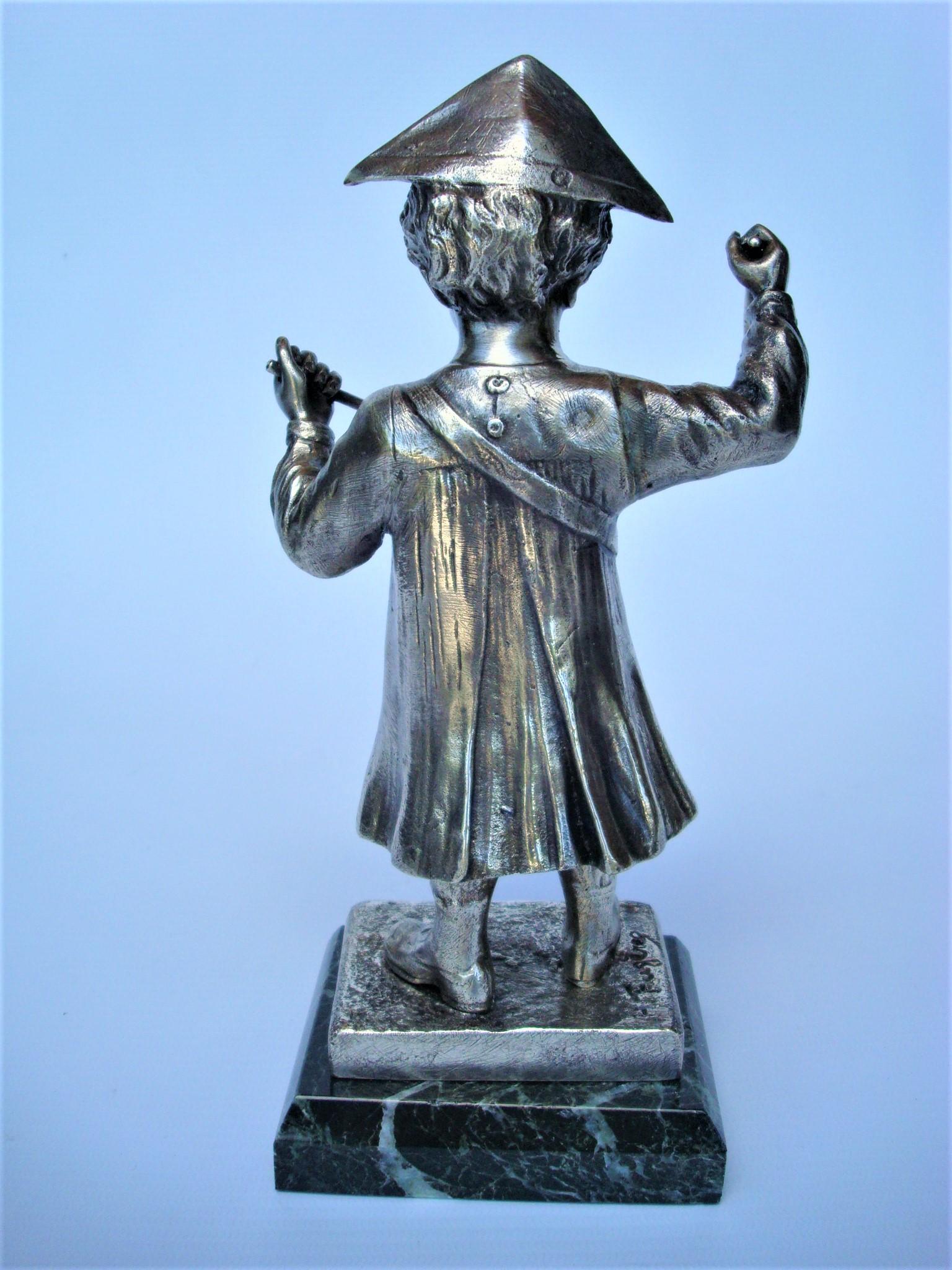 Henri Fugere, Bronze Figure, 'Bebe Tapin' Boy Playing His Drum In Good Condition For Sale In Buenos Aires, Olivos