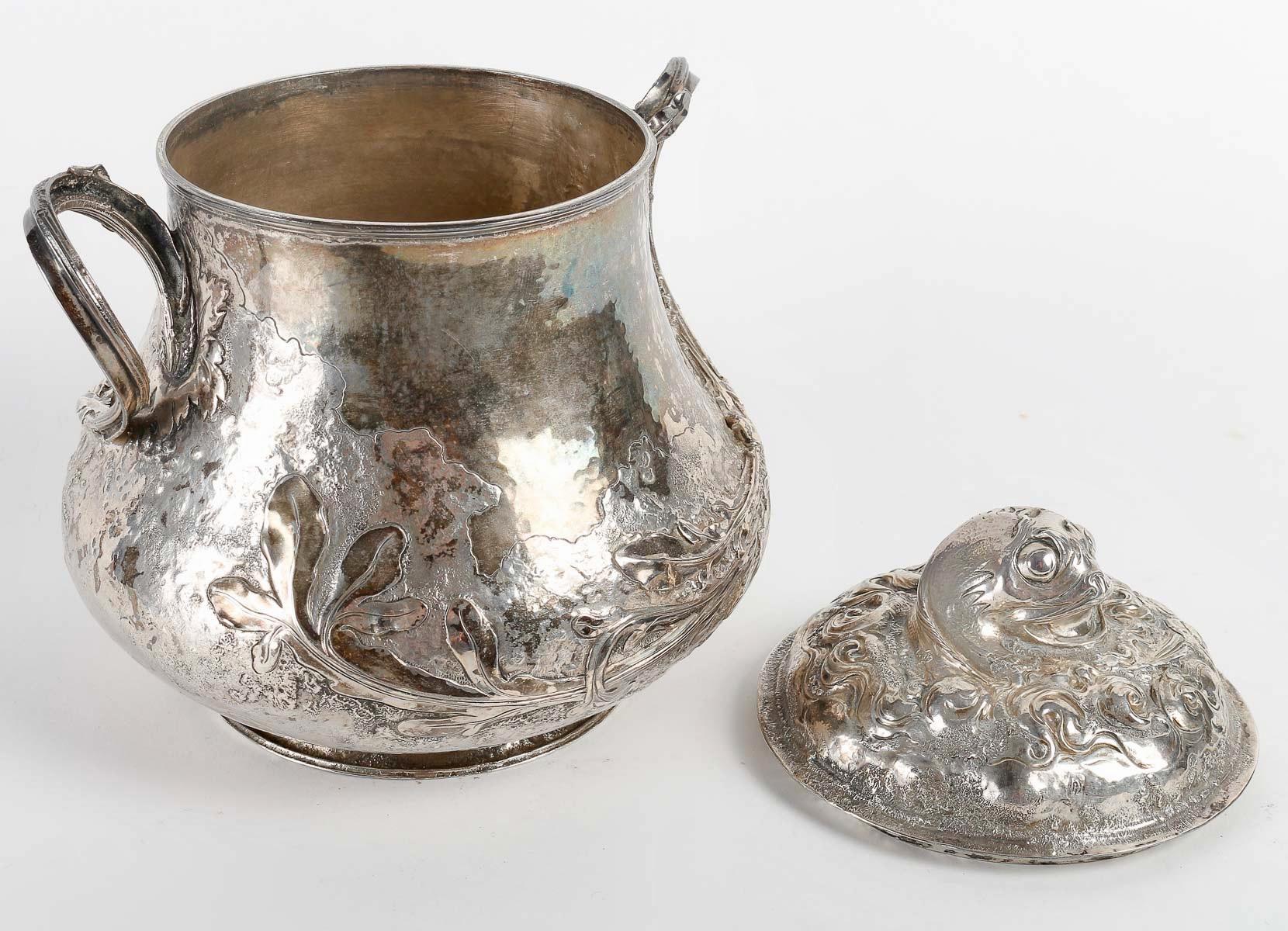 Henri HUSSON (1852 - 1914), A French Art Nouveau Naturalistic Covered Pot 4