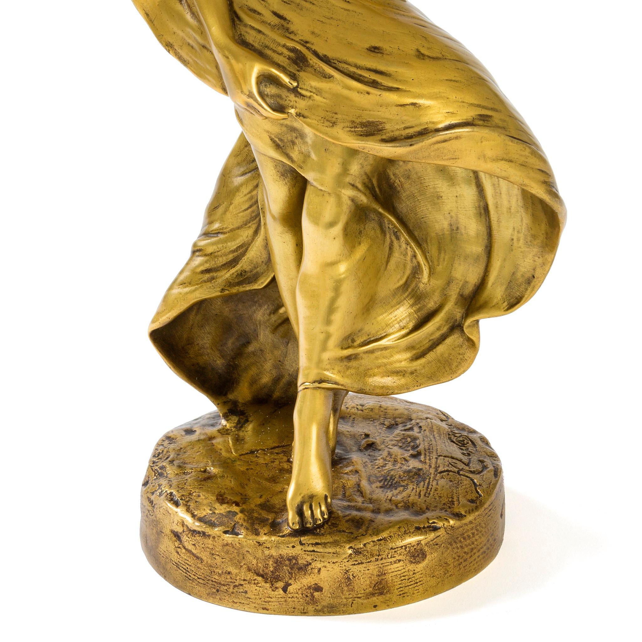 Henri Levasseur Escultura de bronce dorado 