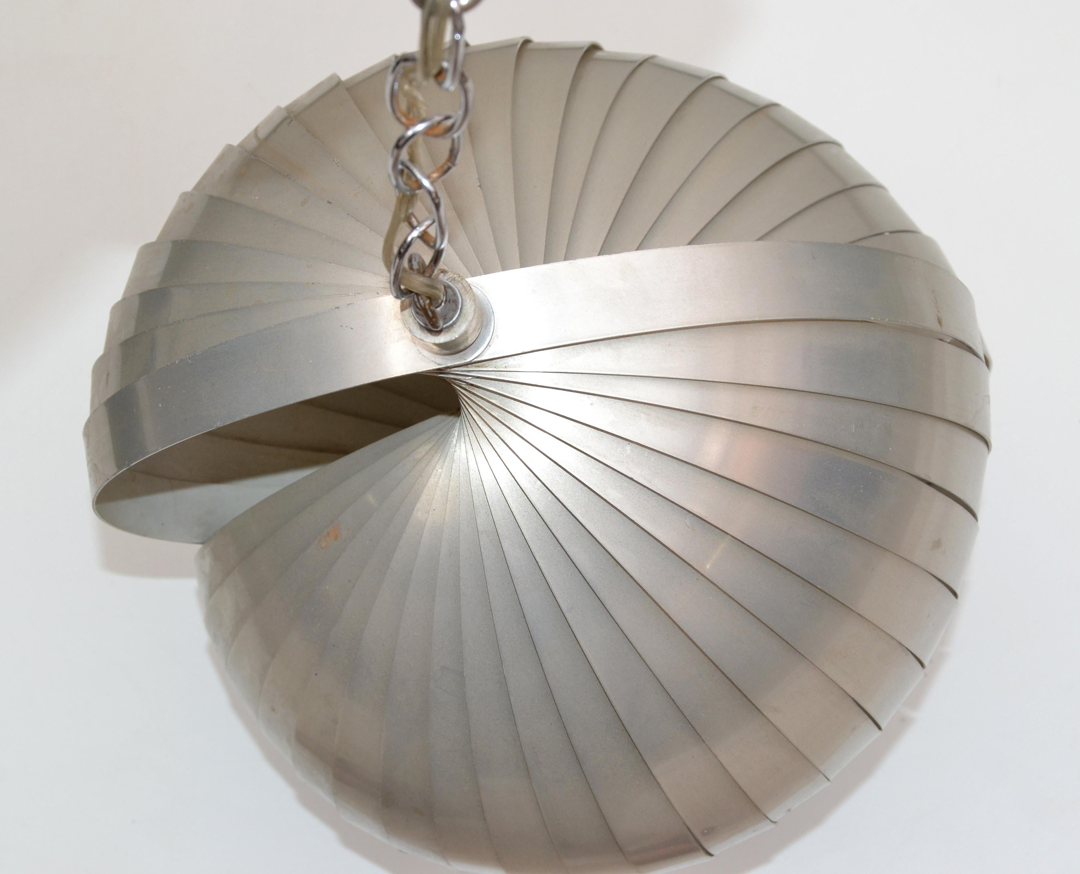 Henri Mathieu Aluminum Pendant Light Chandelier Mid-Century Modern France, 1960s 4