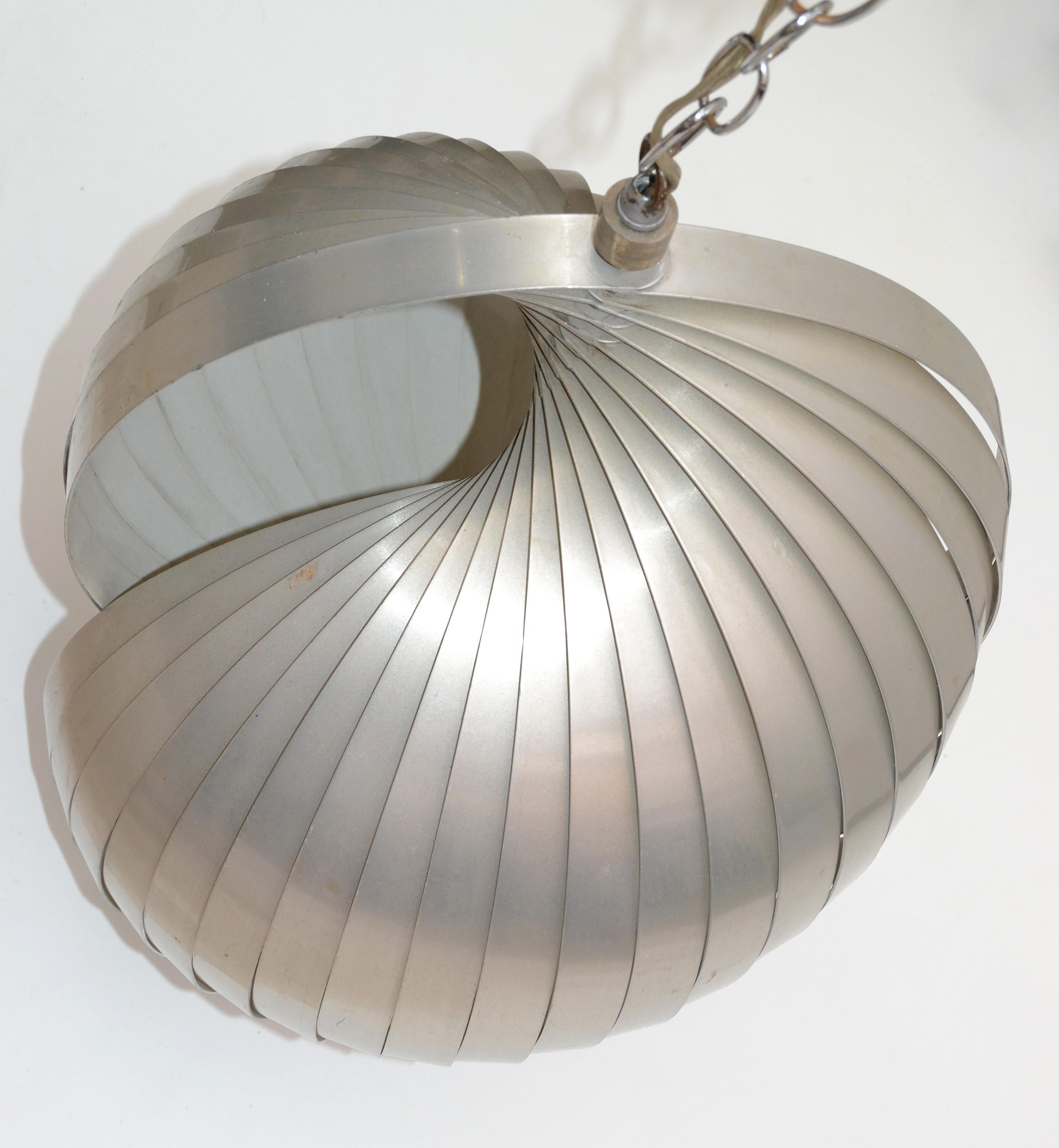 Henri Mathieu Aluminum Pendant Light Chandelier Mid-Century Modern France, 1960s 3