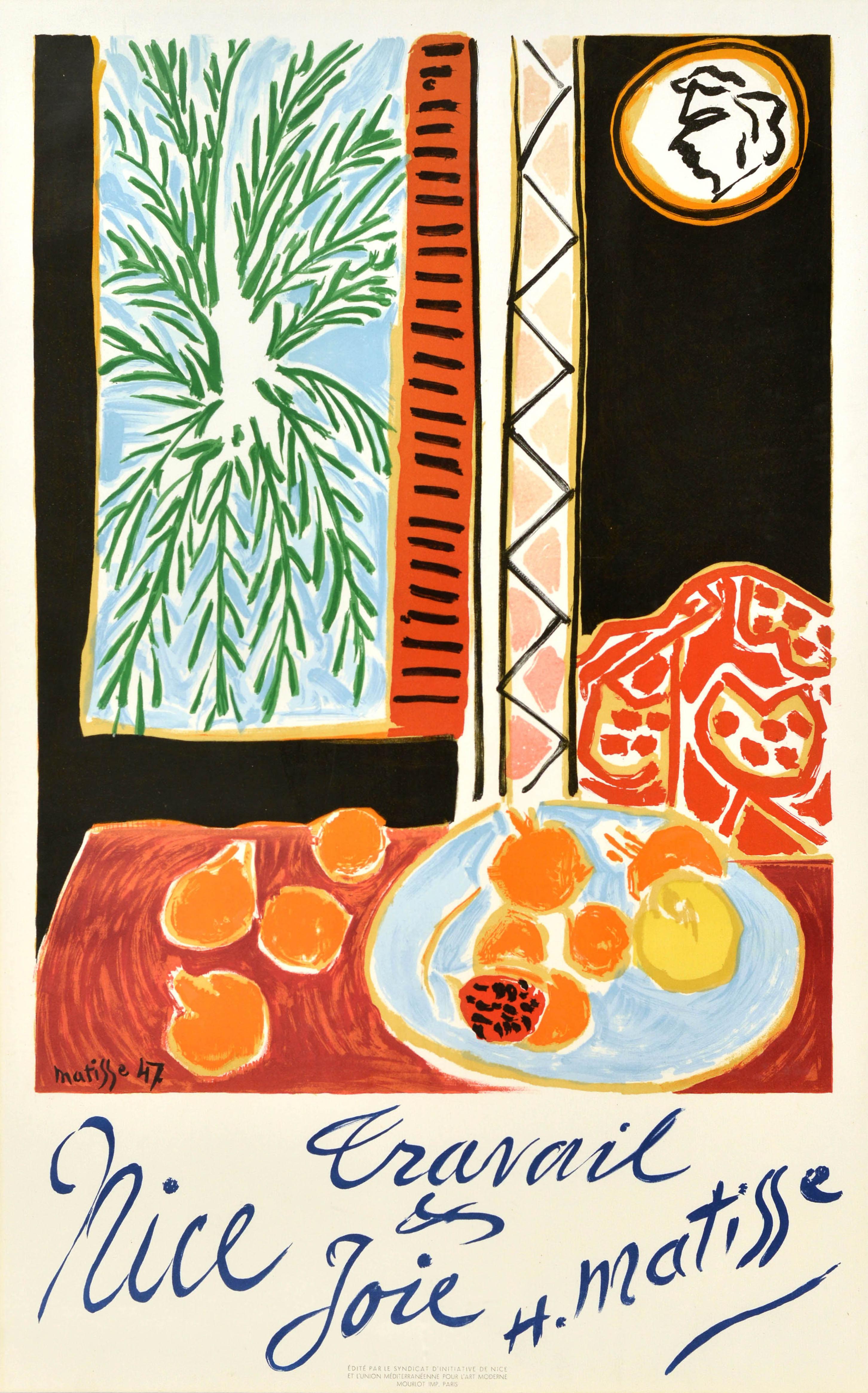 Poster pubblicitario di viaggio originale d'epoca - Nice Travail et Joie / Work and Happiness H. Matisse - con una colorata opera d'arte del famoso artista francese Henri Matisse (1869-1954) che raffigura della frutta su un piatto e un tavolo rosso