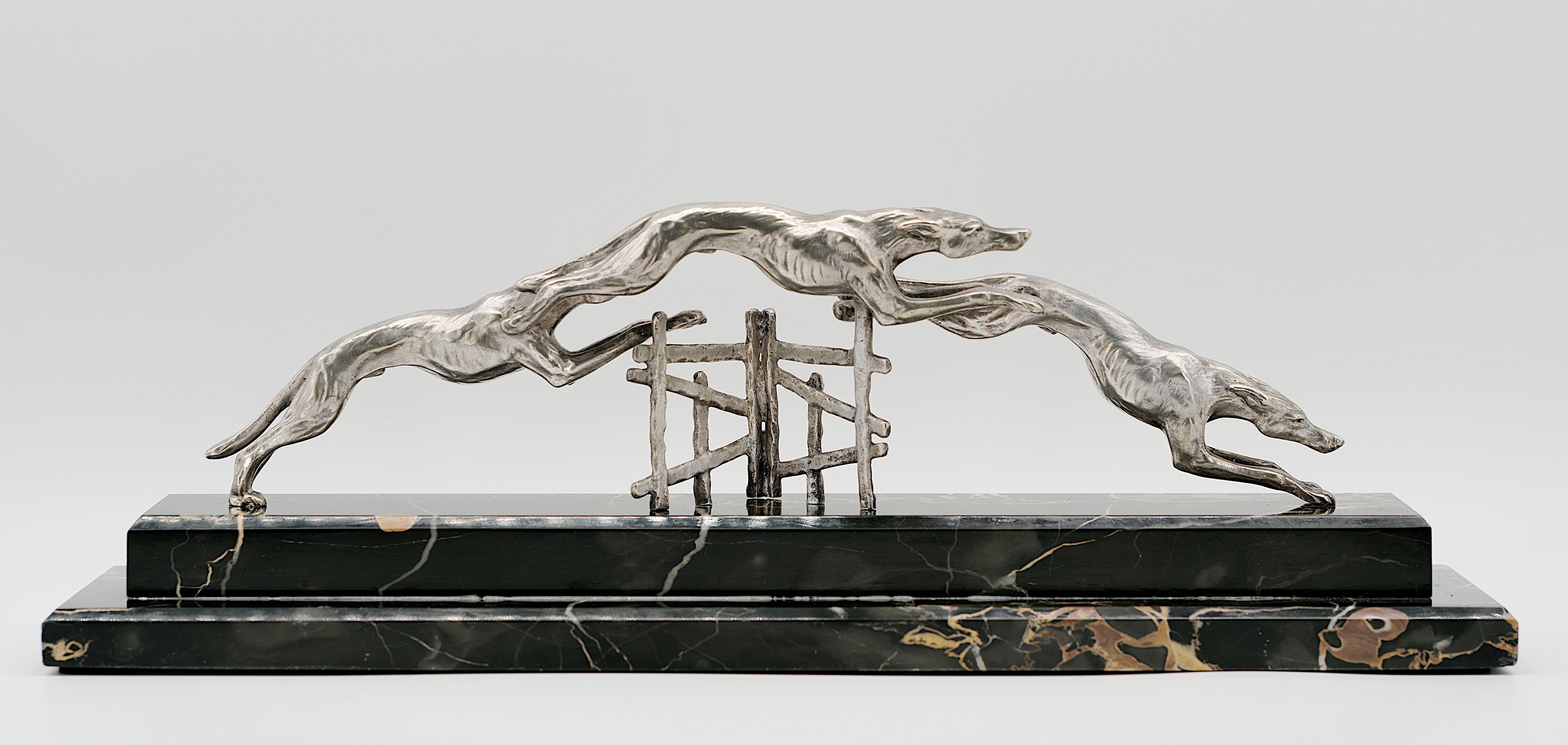 Henri PAYEN French Art Deco Bronze Greyhound Race Sculpture, ca.1925 For Sale 2