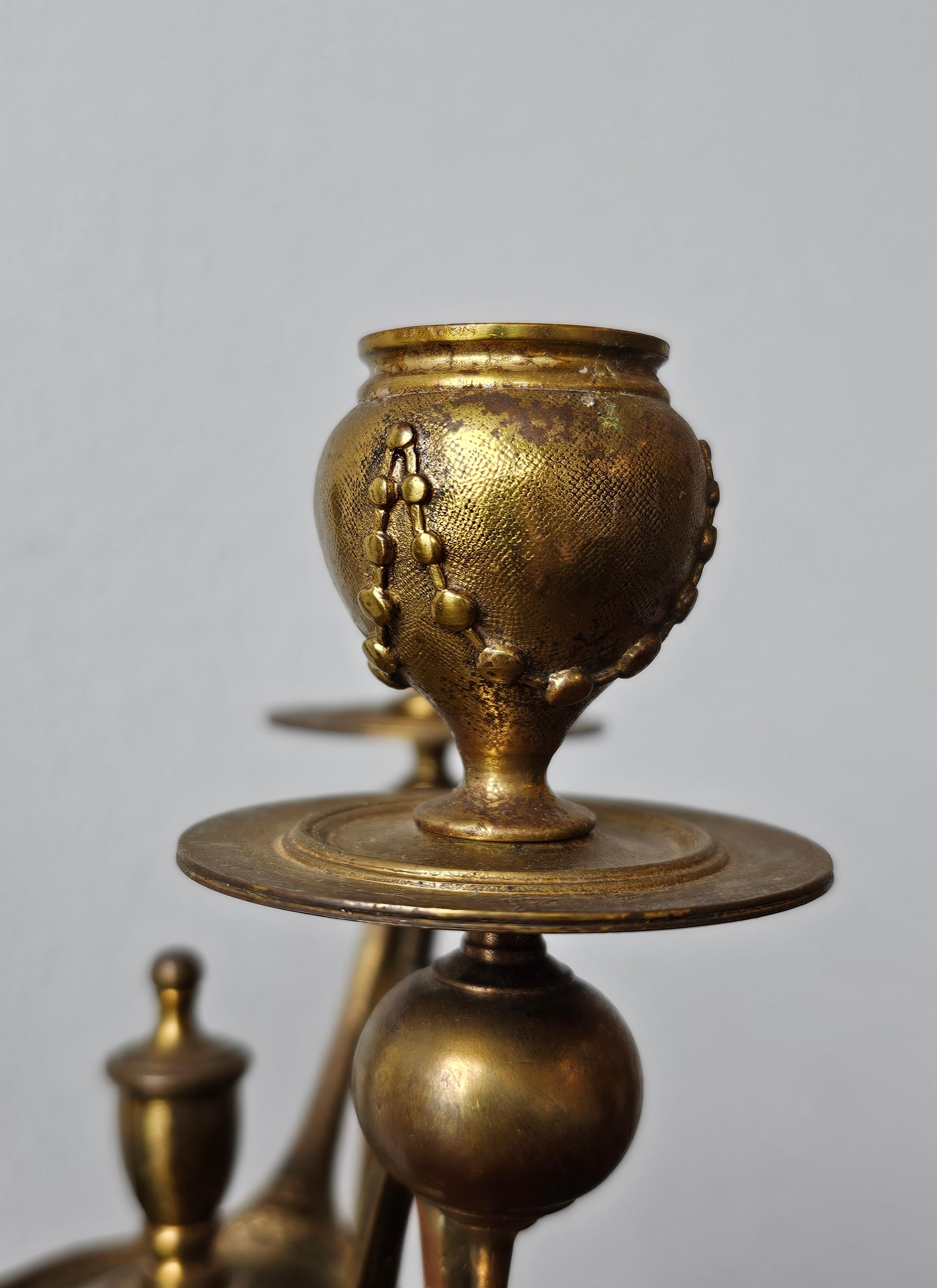 Coppia di candelabri in bronzo dorato del periodo Napoleone III firmati Henri Picard in vendita 2