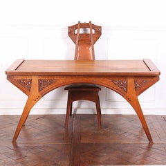 Bureau et chaise en chne Arts and Crafts d'Henri Rapin