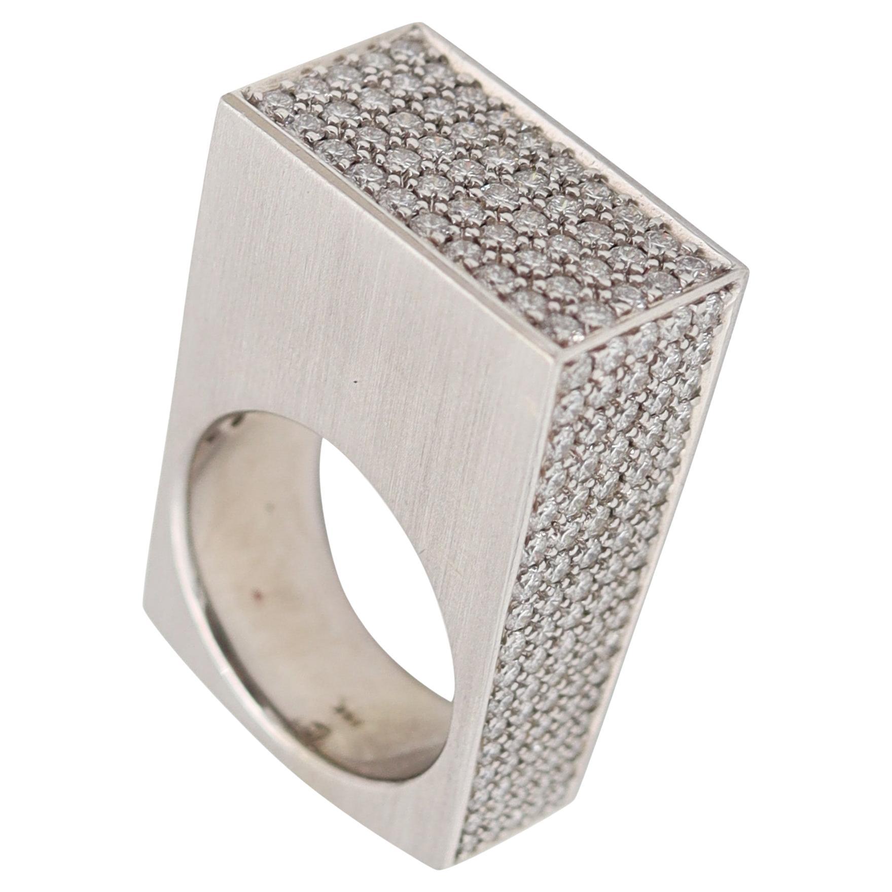 HENRICH & DENZEL Geometric Ring In 14Kt White Gold With 3.96 Cwt Diamonds