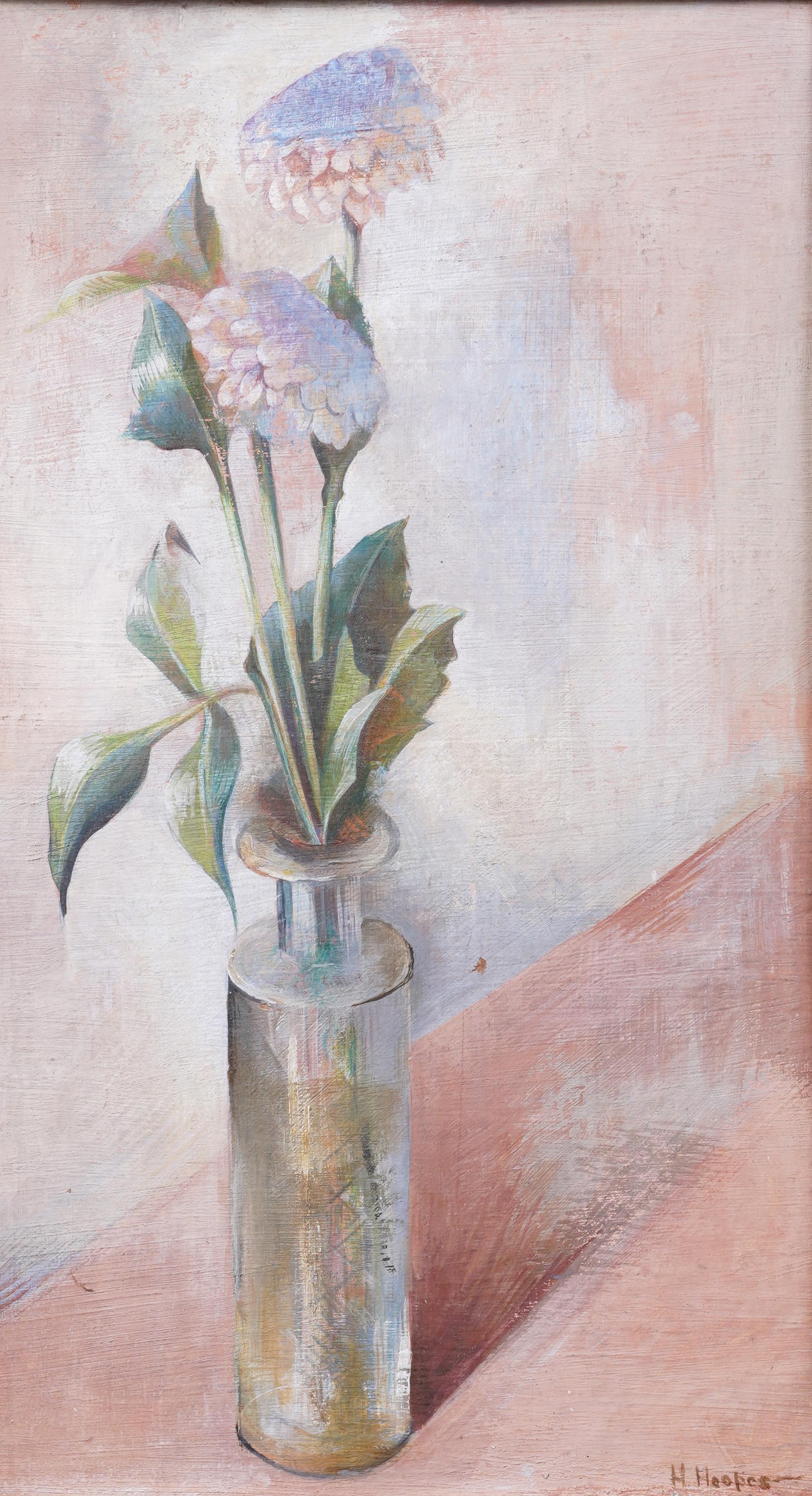 Impressionnante nature morte florale moderniste du début de l'Amérique, peinte par Henrietta Elizabeth Dodd Hoopes (1904 - 1996). Huile sur planche.  Encadré.  Signé.  Taille de l'image, 22 x 15 pouces.  