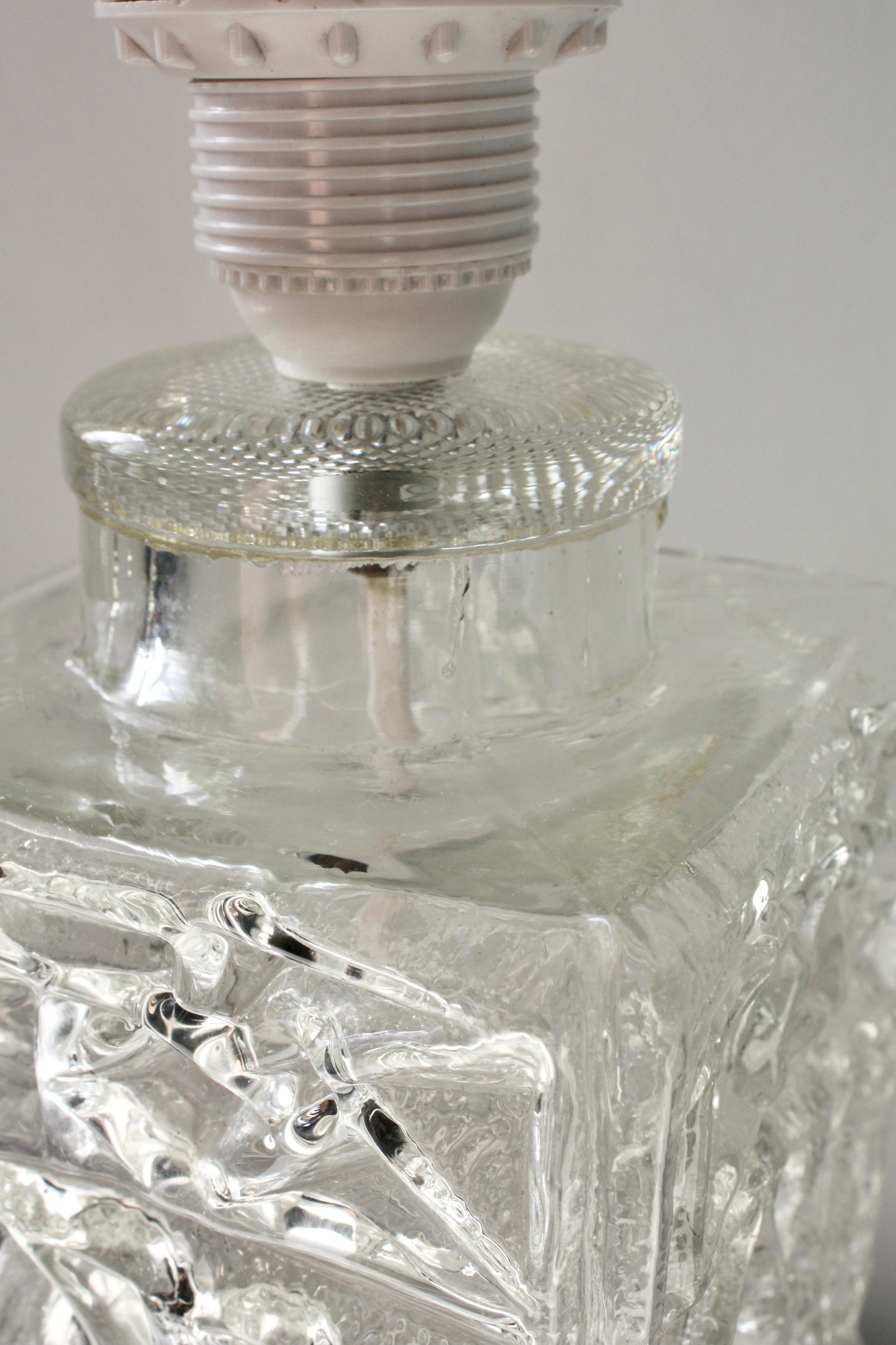 Henrik Blomqvist para AB Stilarmatur Tranås - Lámpara de sobremesa vintage de cristal de los años 60/70 en venta 4