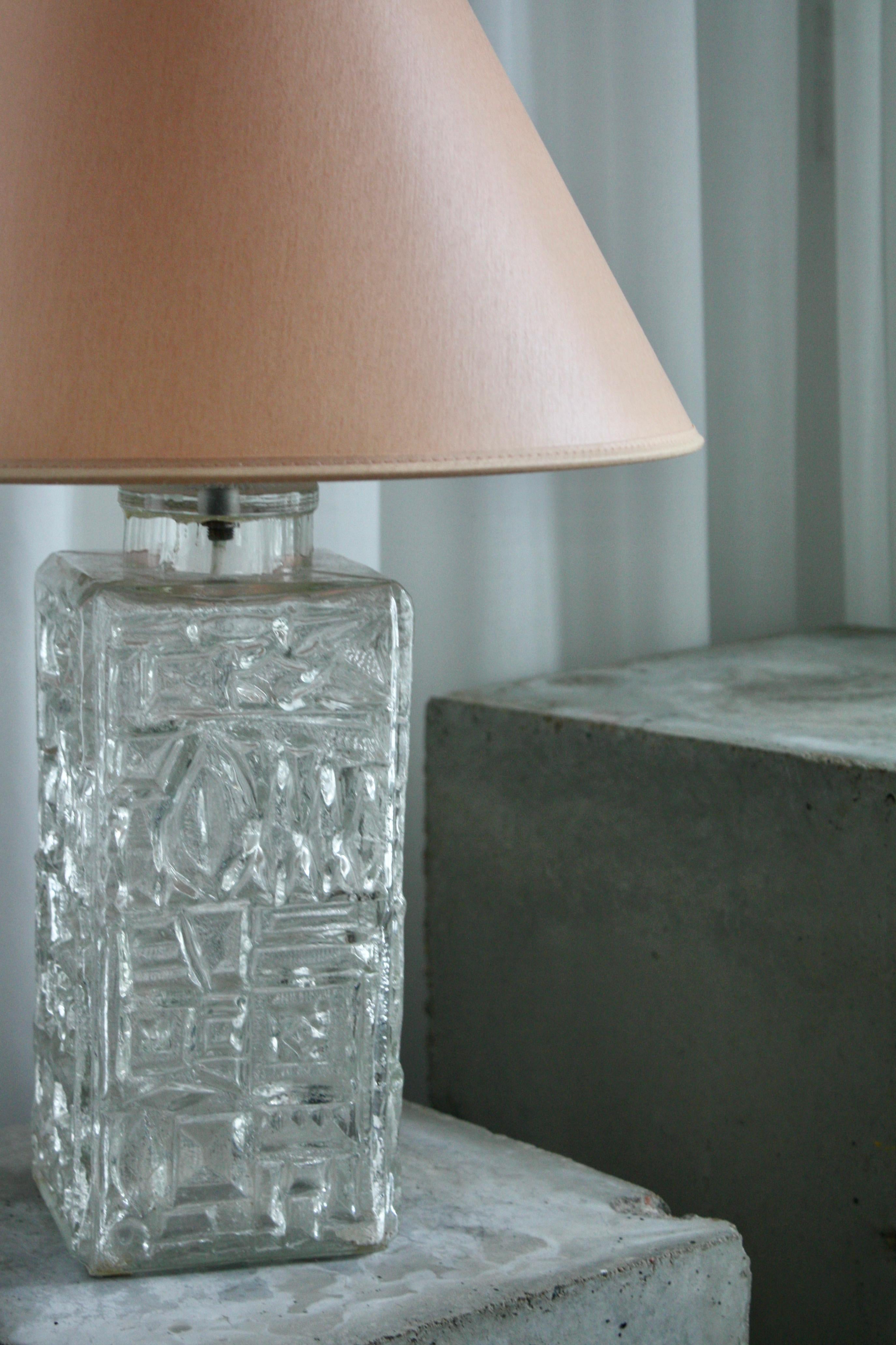 Henrik Blomqvist para AB Stilarmatur Tranås - Lámpara de sobremesa vintage de cristal de los años 60/70 Moderno de mediados de siglo en venta