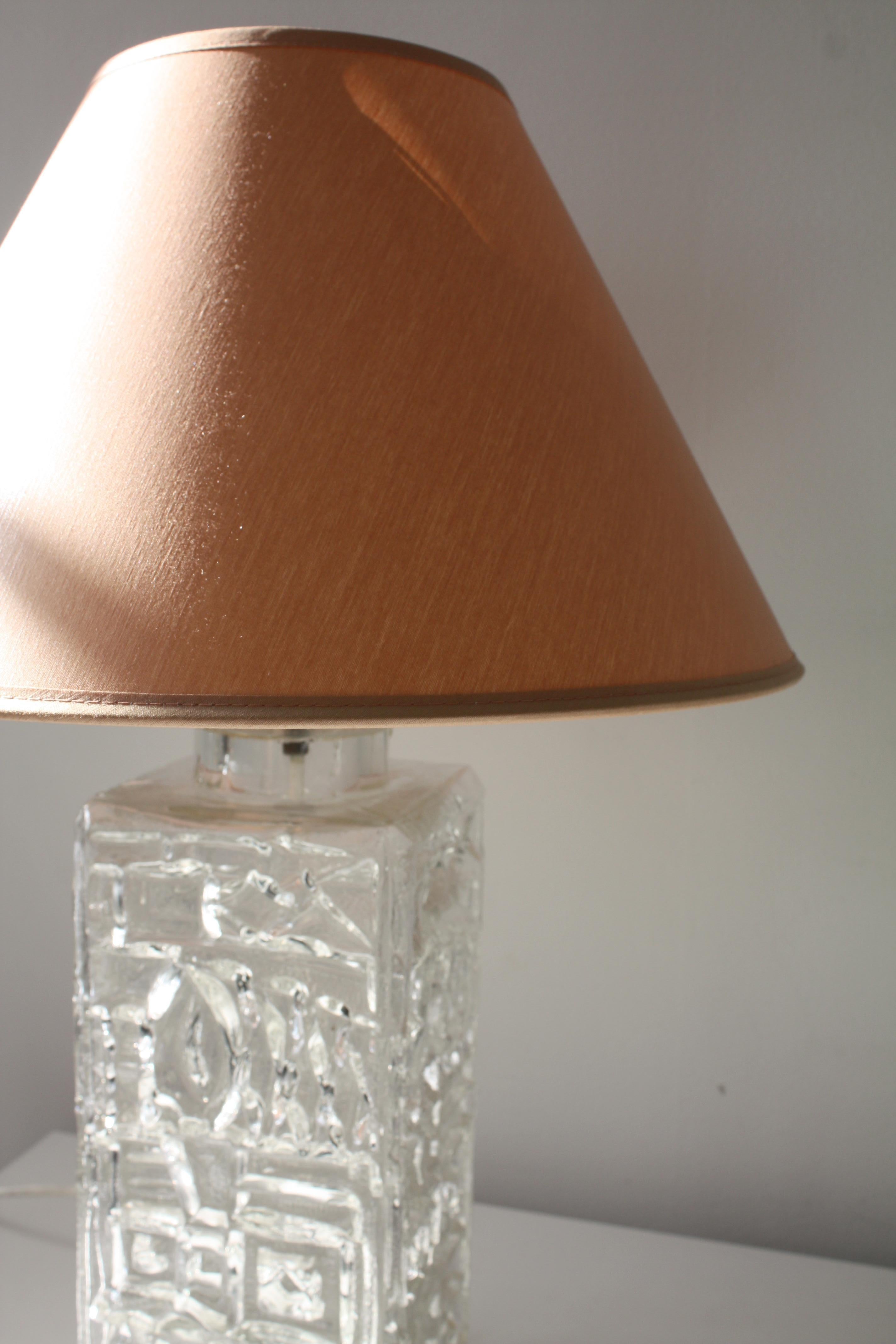 Henrik Blomqvist para AB Stilarmatur Tranås - Lámpara de sobremesa vintage de cristal de los años 60/70 en venta 1