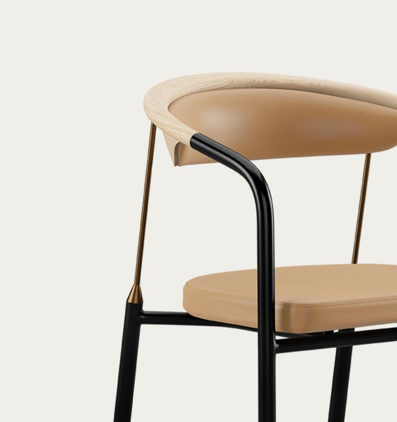 Bois Chaise de maître Henrik Tengler Types de bois : chêne, rembourrage : sable pour une collection unique en vente