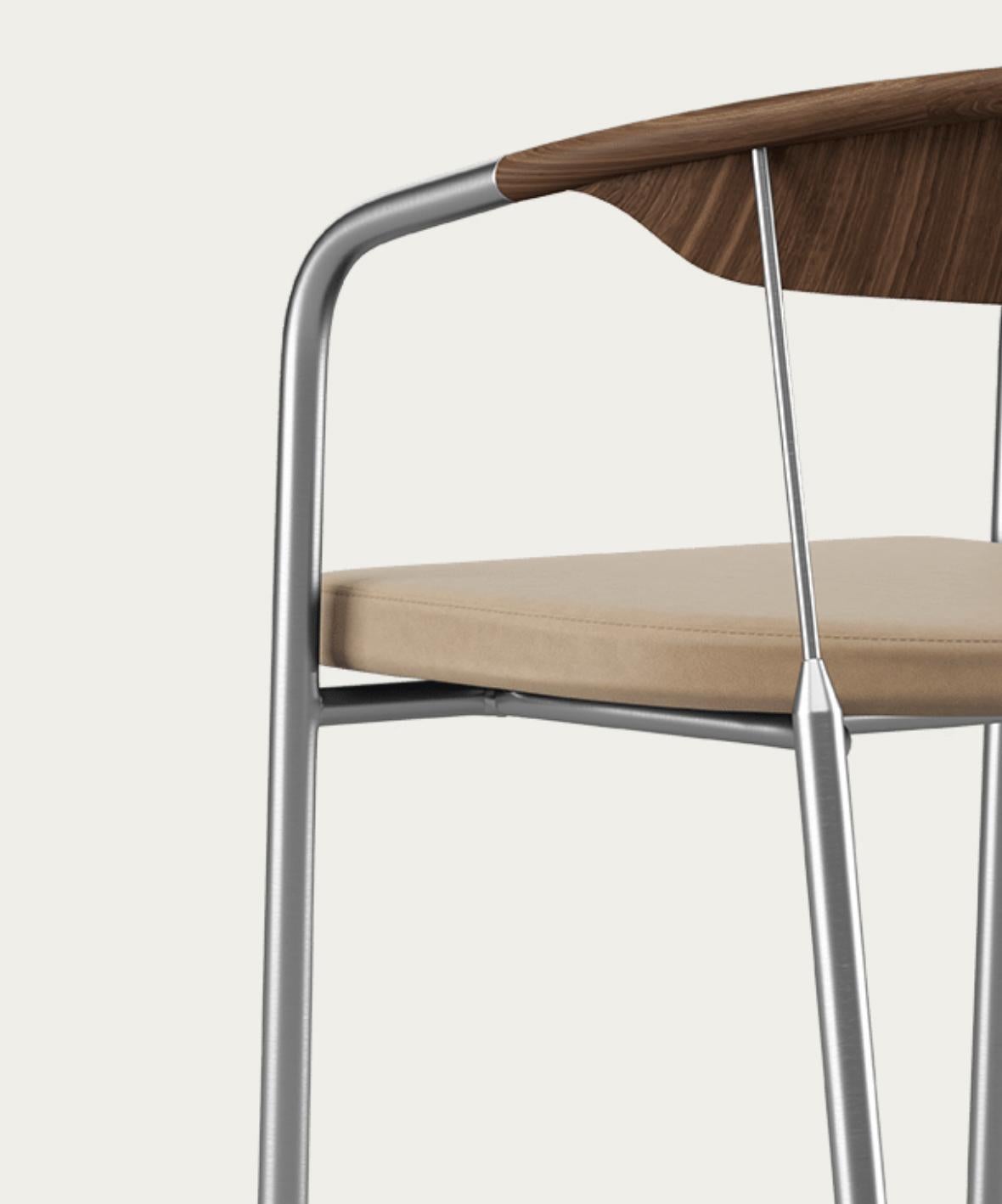XXI secolo e contemporaneo Sedia Henrik Tengler Tipi di legno: Noce Rivestimento: Lime For One Collection'S in vendita