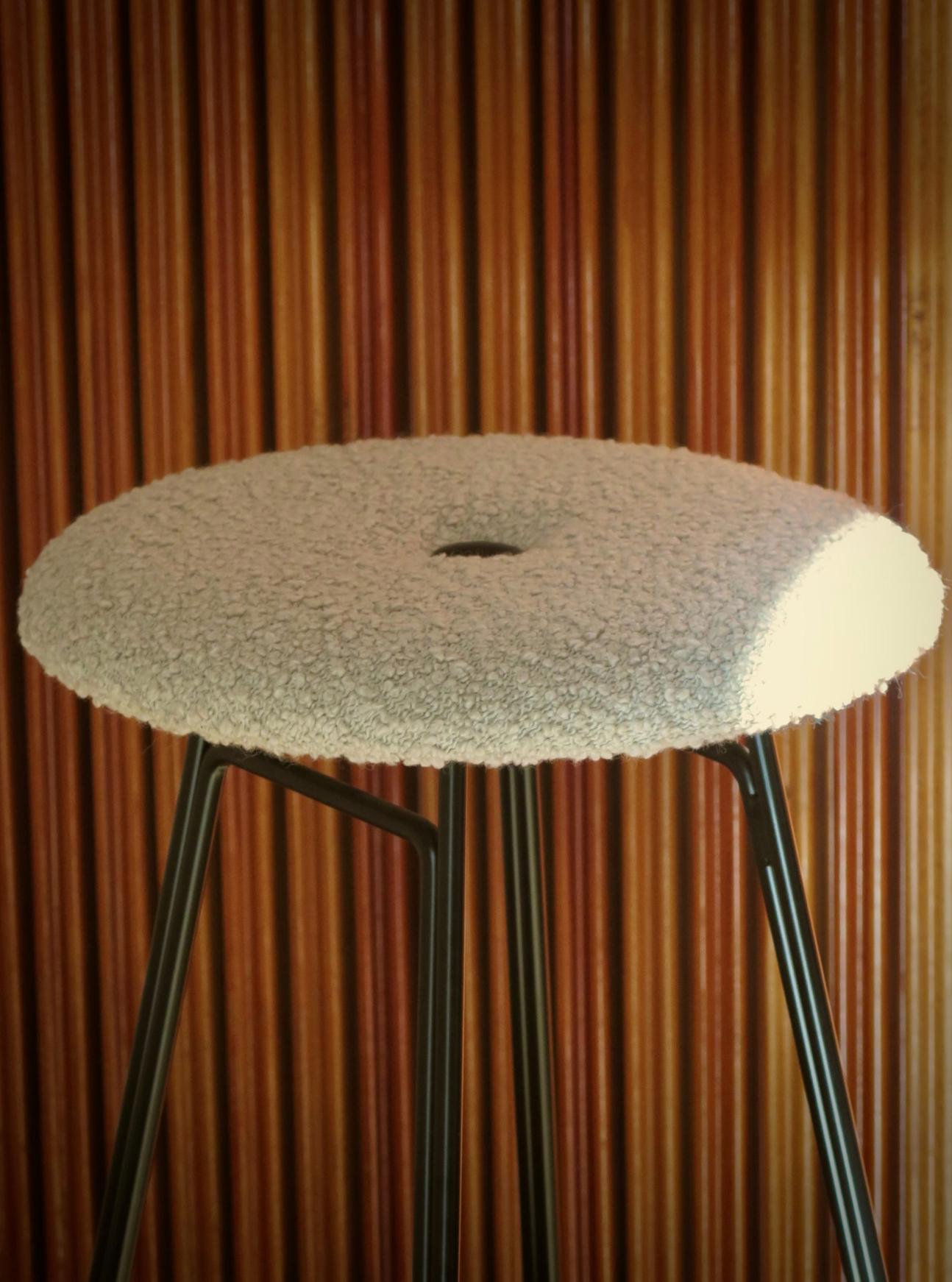 Tabouret de bar temps Henrik Tengler pour une collection en vente 4