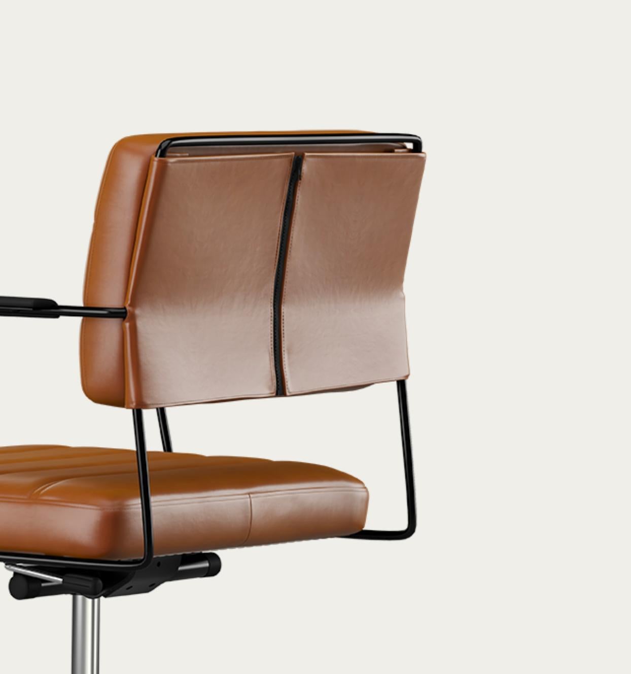 Chrome Henrik Tengler Time Chair Cadre : Noir Rembourrage : Cognac For One Collection en vente