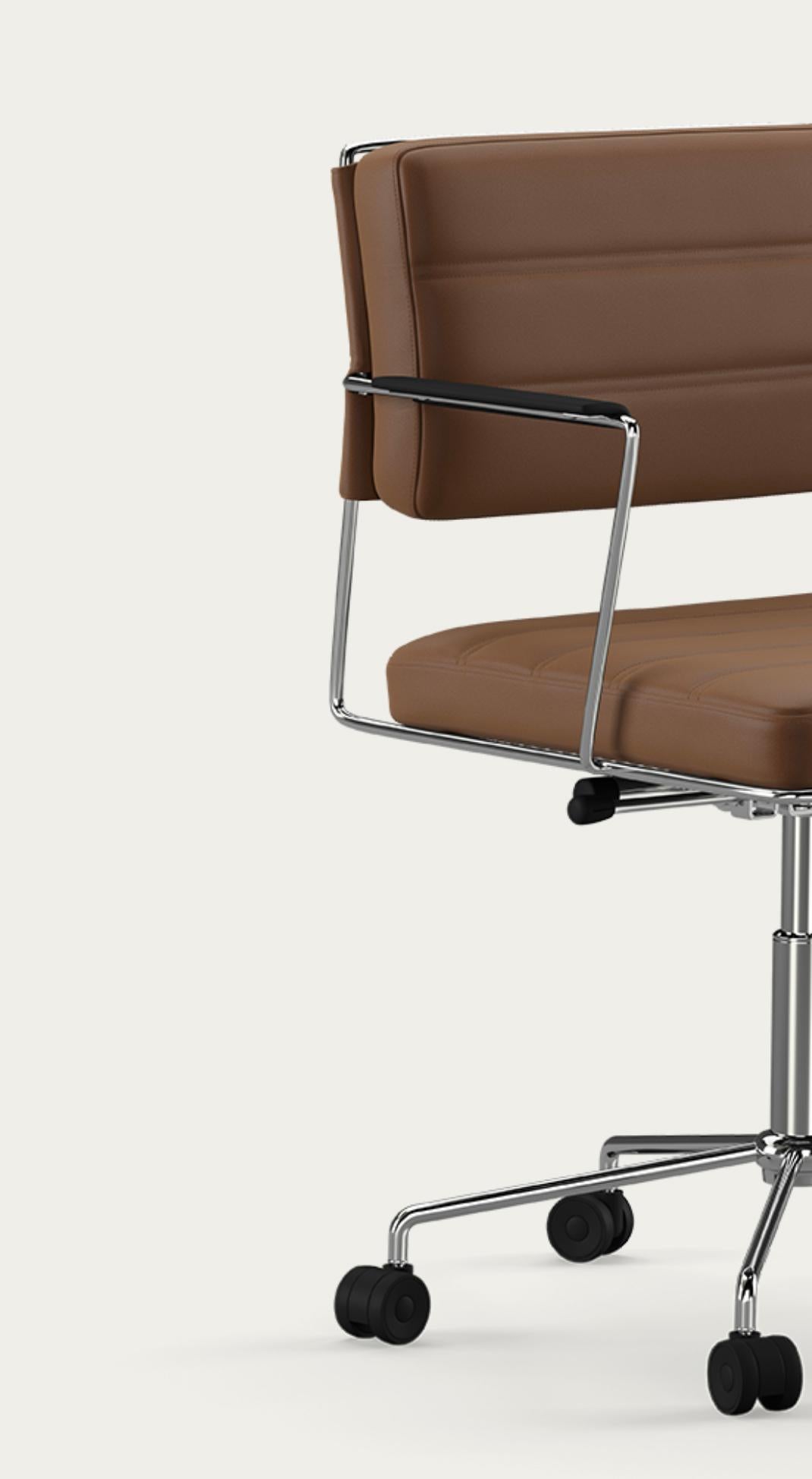 XXIe siècle et contemporain Chaise de temps Henrik Tengler : chrome, rembourrage : caoutchouc pour une collection unique en vente