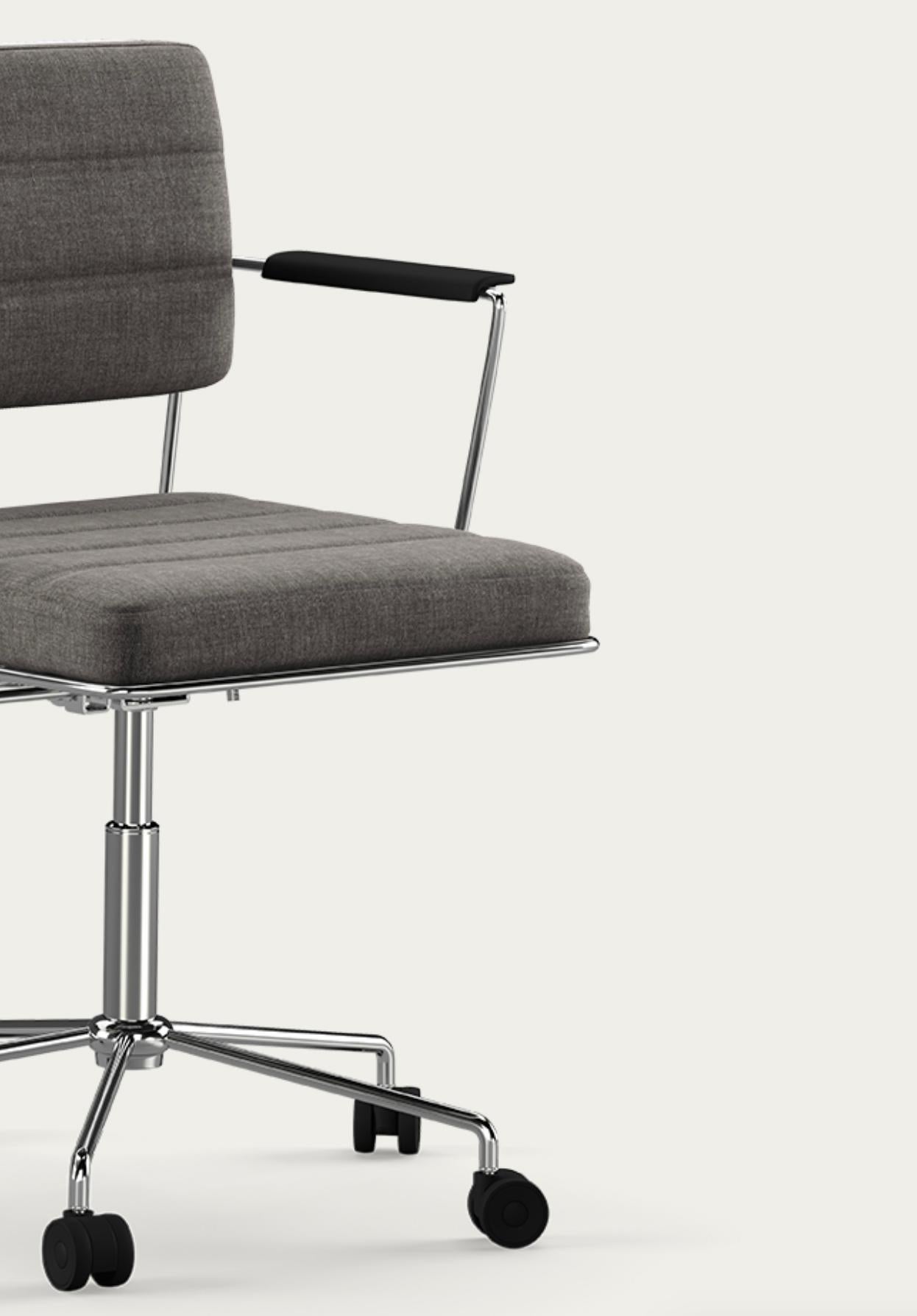 Chaise de temps Henrik Tengler :Chrome, rembourrage :Remix 163 pour une collection unique en vente 2