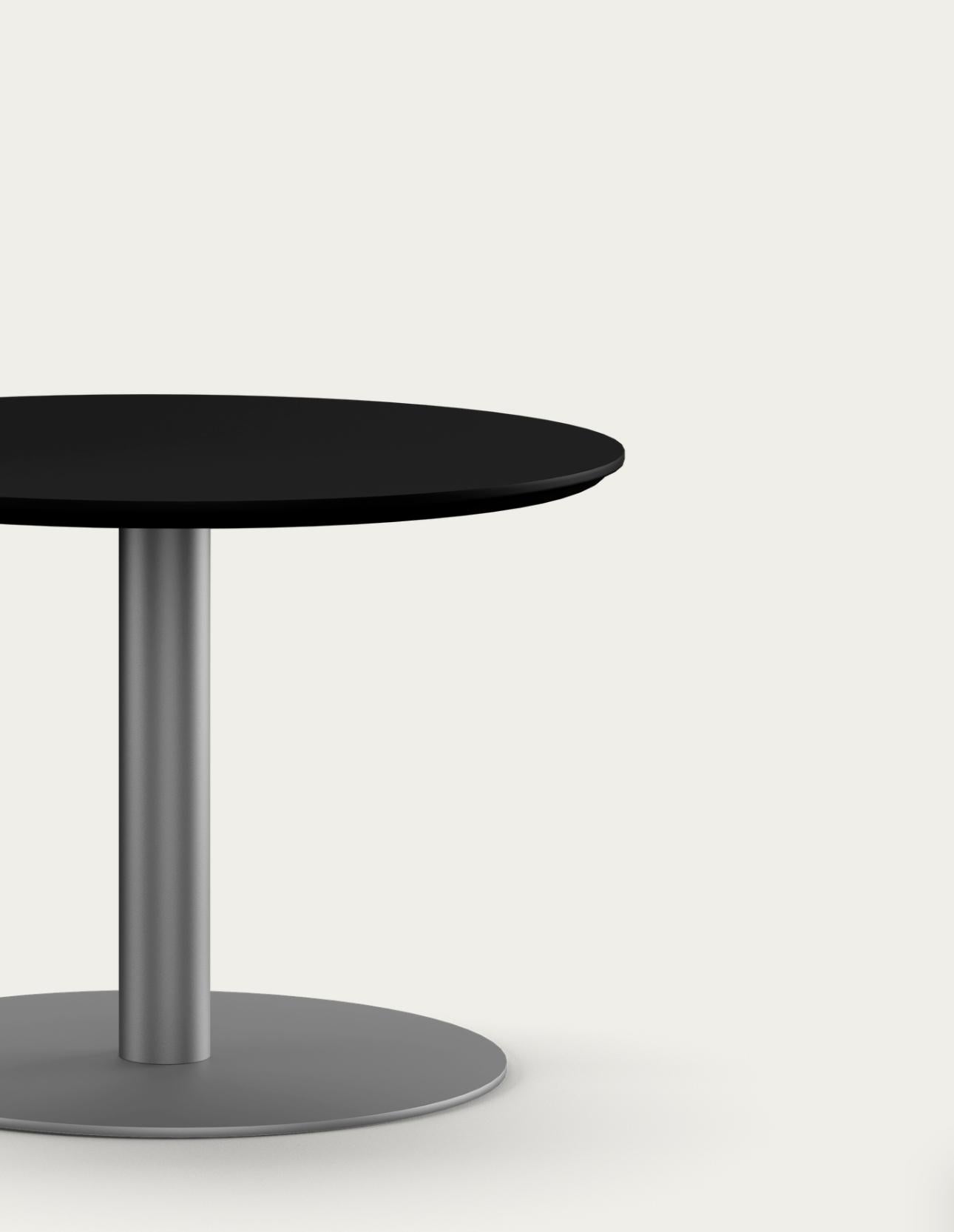 Noyer Table basse Train de Henrik Tengler pour une collection en vente