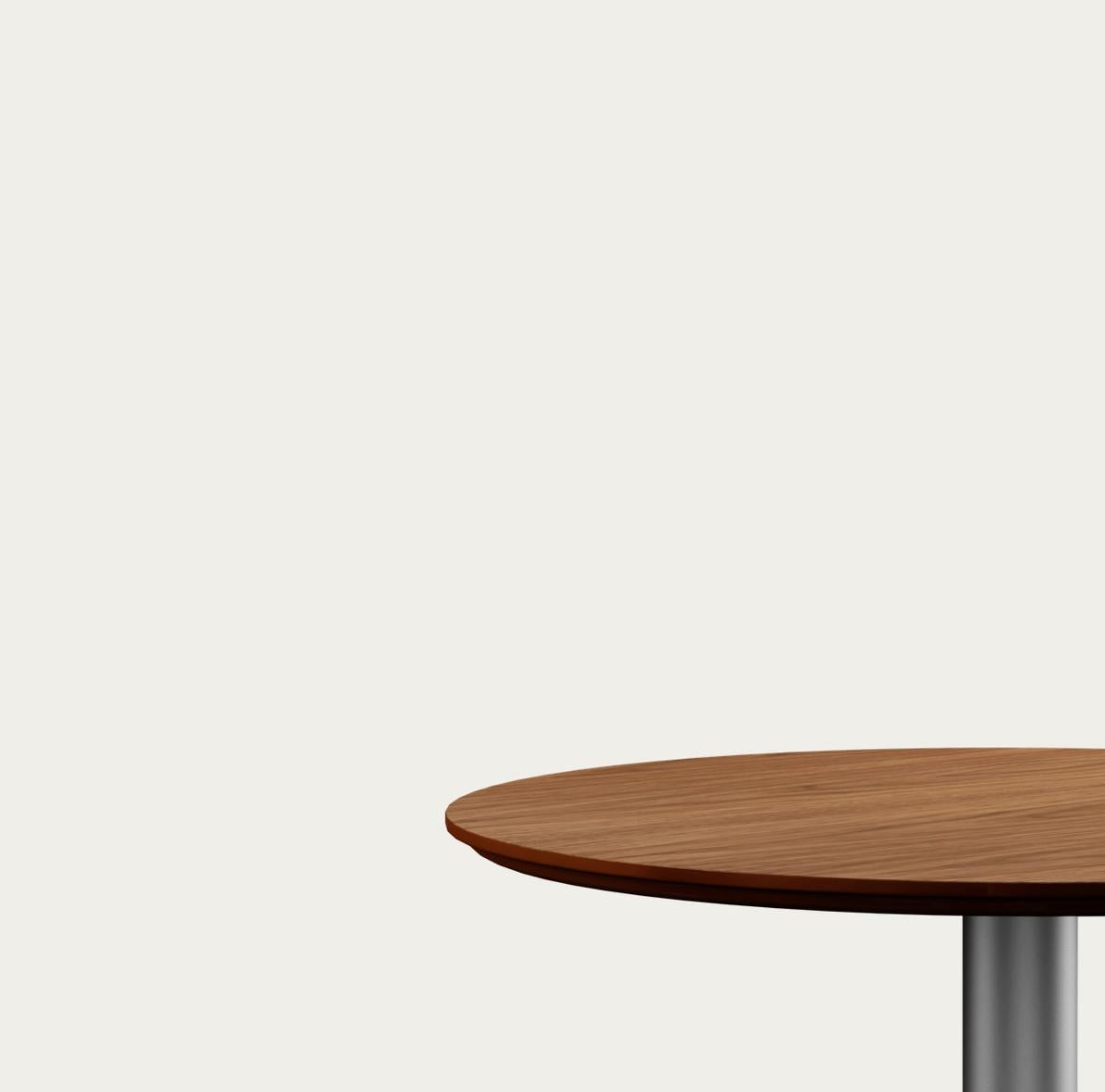 Noyer Table basse Train de Henrik Tengler pour une collection en vente