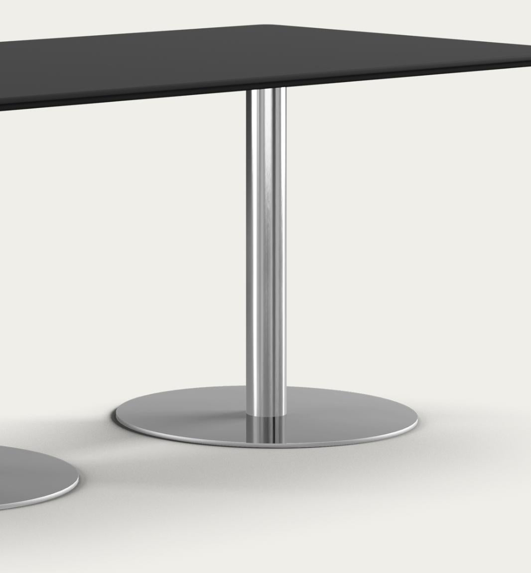 Acier Table de conférence en train Henrik Tengler pour une collection en vente