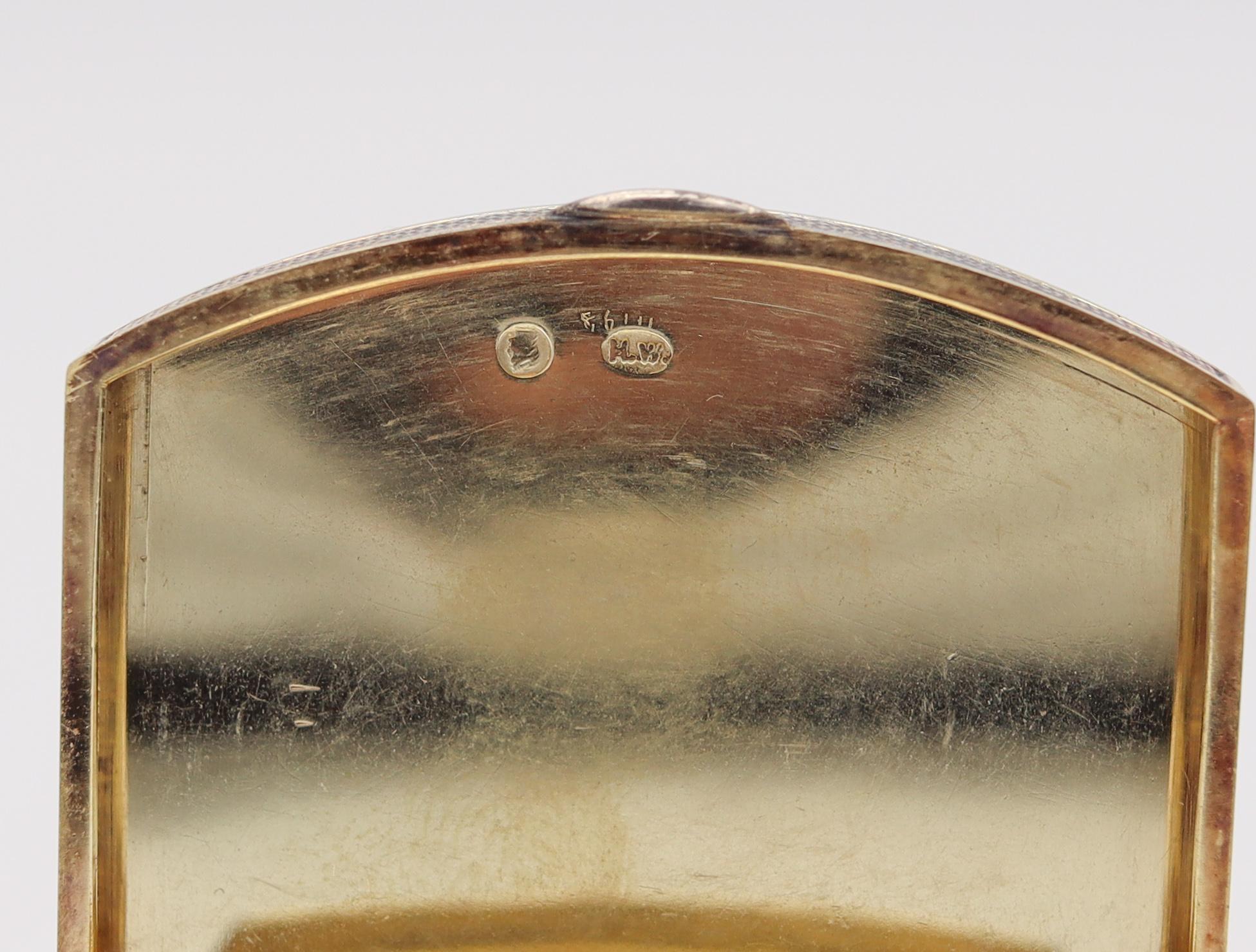 Henrik Wigström Russia 1908 St Petersburg Enameled Snuff Pill Box in 14Kt Gold In Excellent Condition In Miami, FL