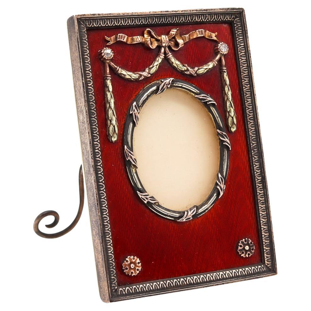Henrik Wigström Russia Imperial 1915 Red Enamel Picture Frame In Gilded Sterling For Sale